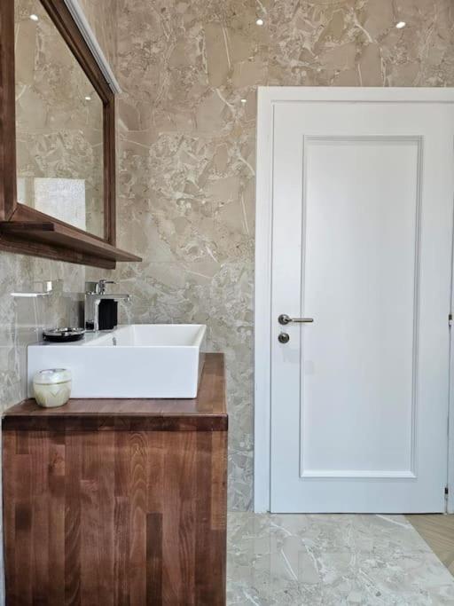 Terrace Flat in Heart of Tirana