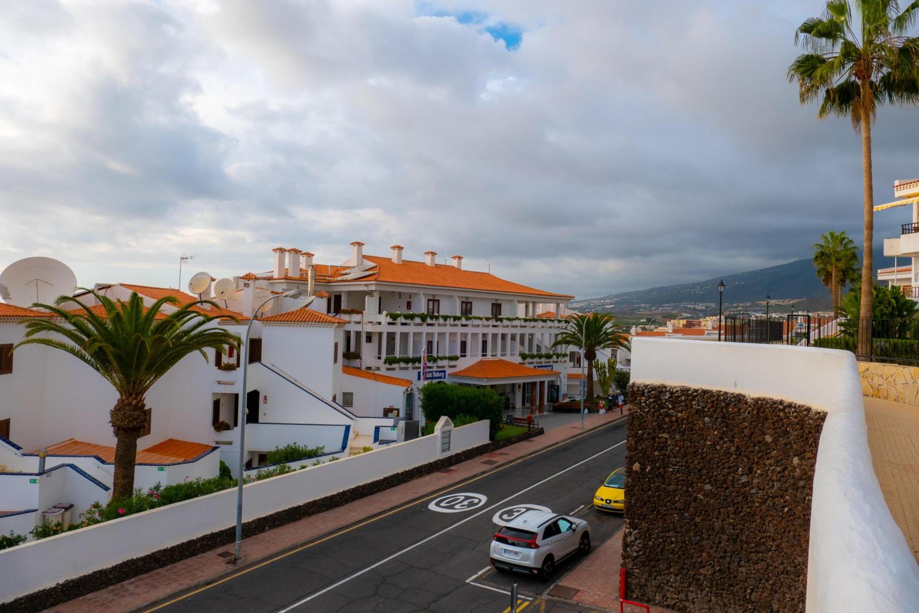 Las Bouganvillas 1 Bed apartment in Costa Adeje view 2