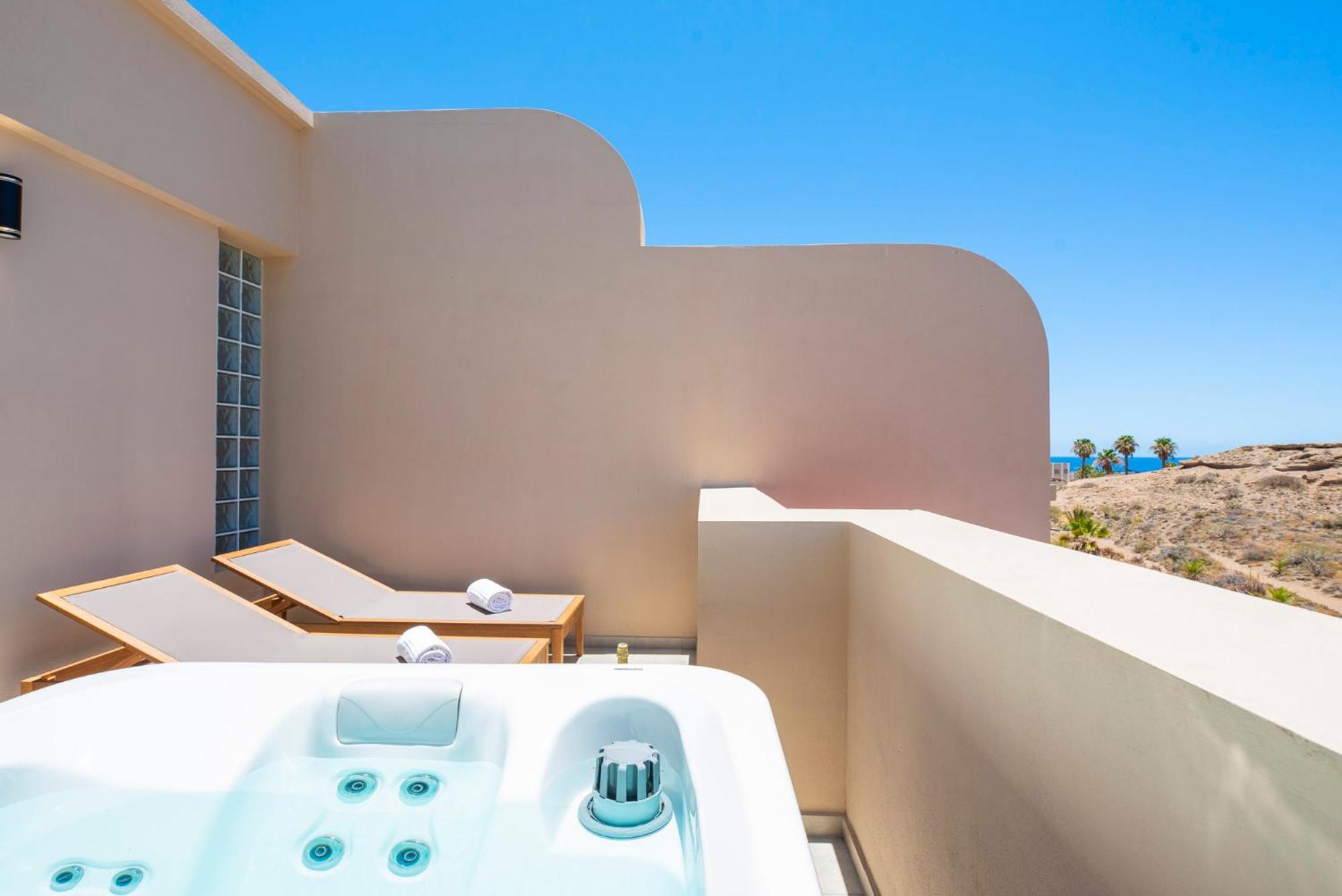 MEDANO4YOU Eternal Spring Holiday Home