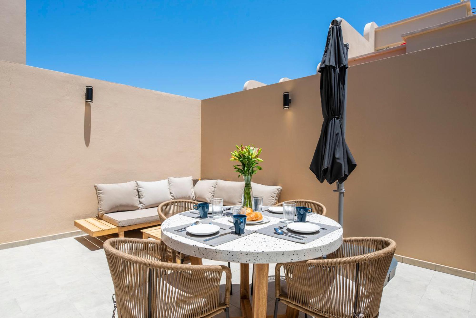 MEDANO4YOU Eternal Spring Holiday Home