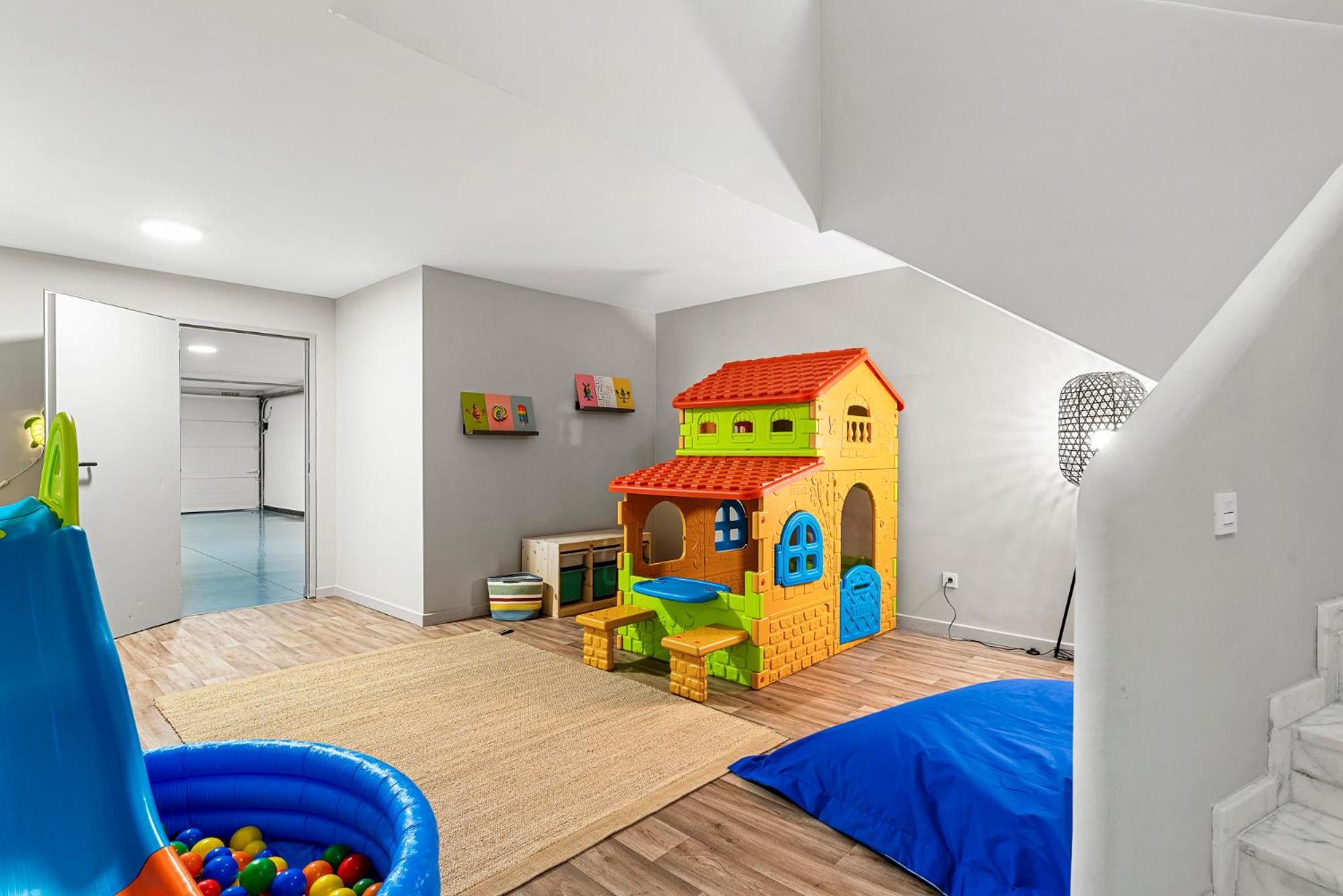 MEDANO4YOU Eternal Spring Holiday Home