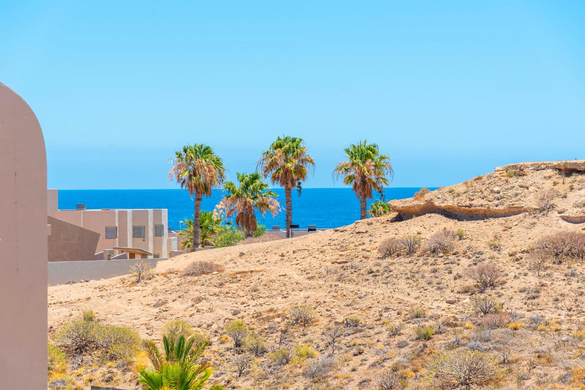 MEDANO4YOU Eternal Spring Holiday Home