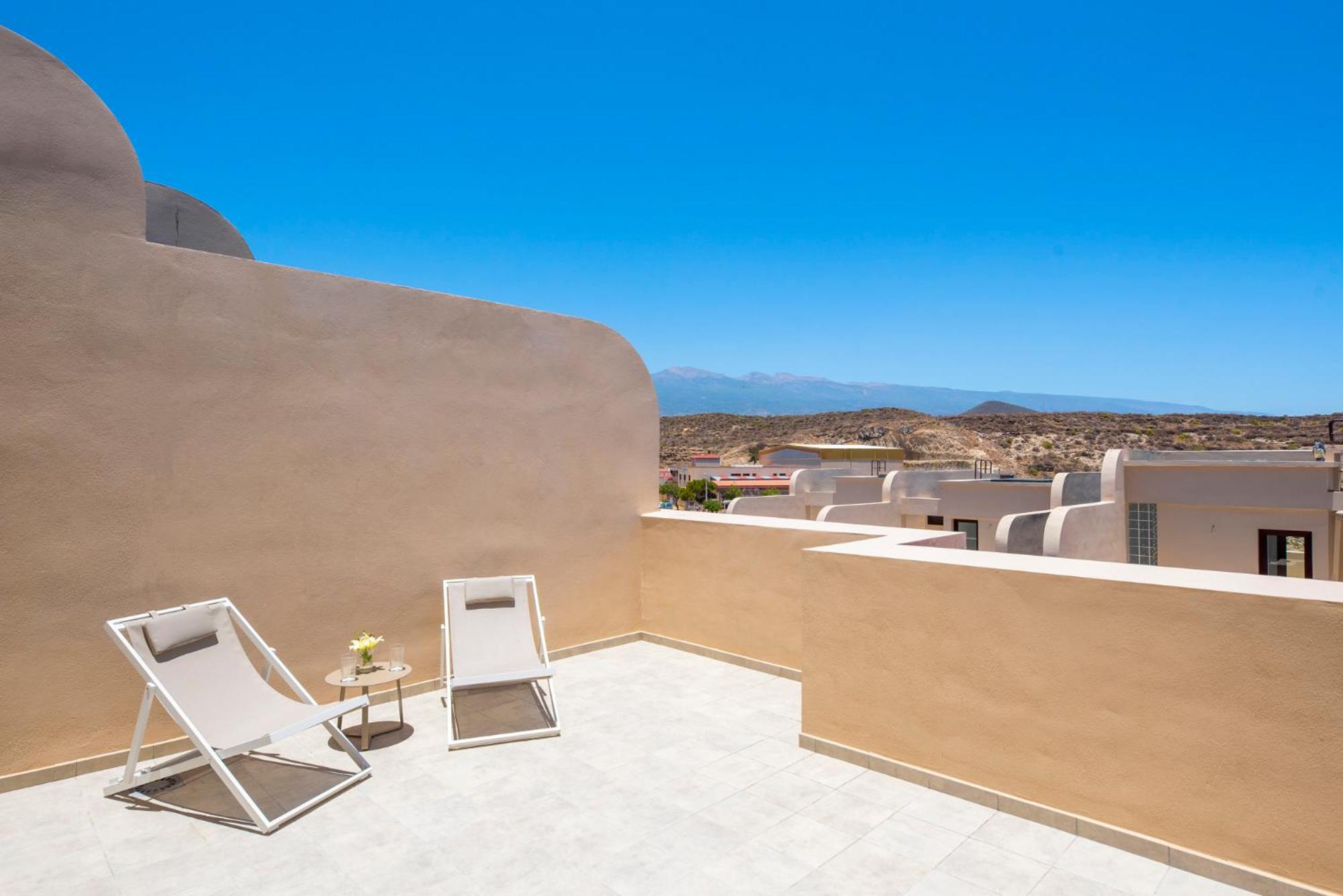 MEDANO4YOU Eternal Spring Holiday Home