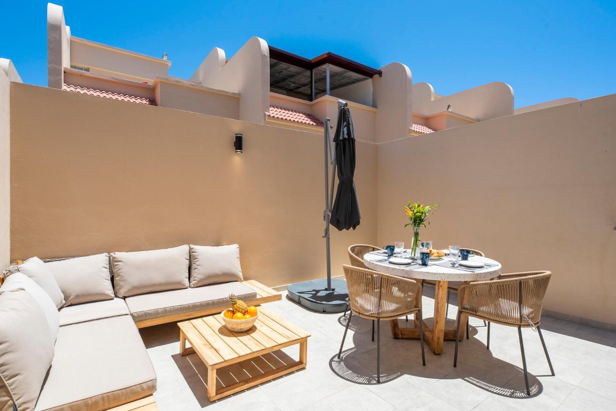 MEDANO4YOU Eternal Spring Holiday Home