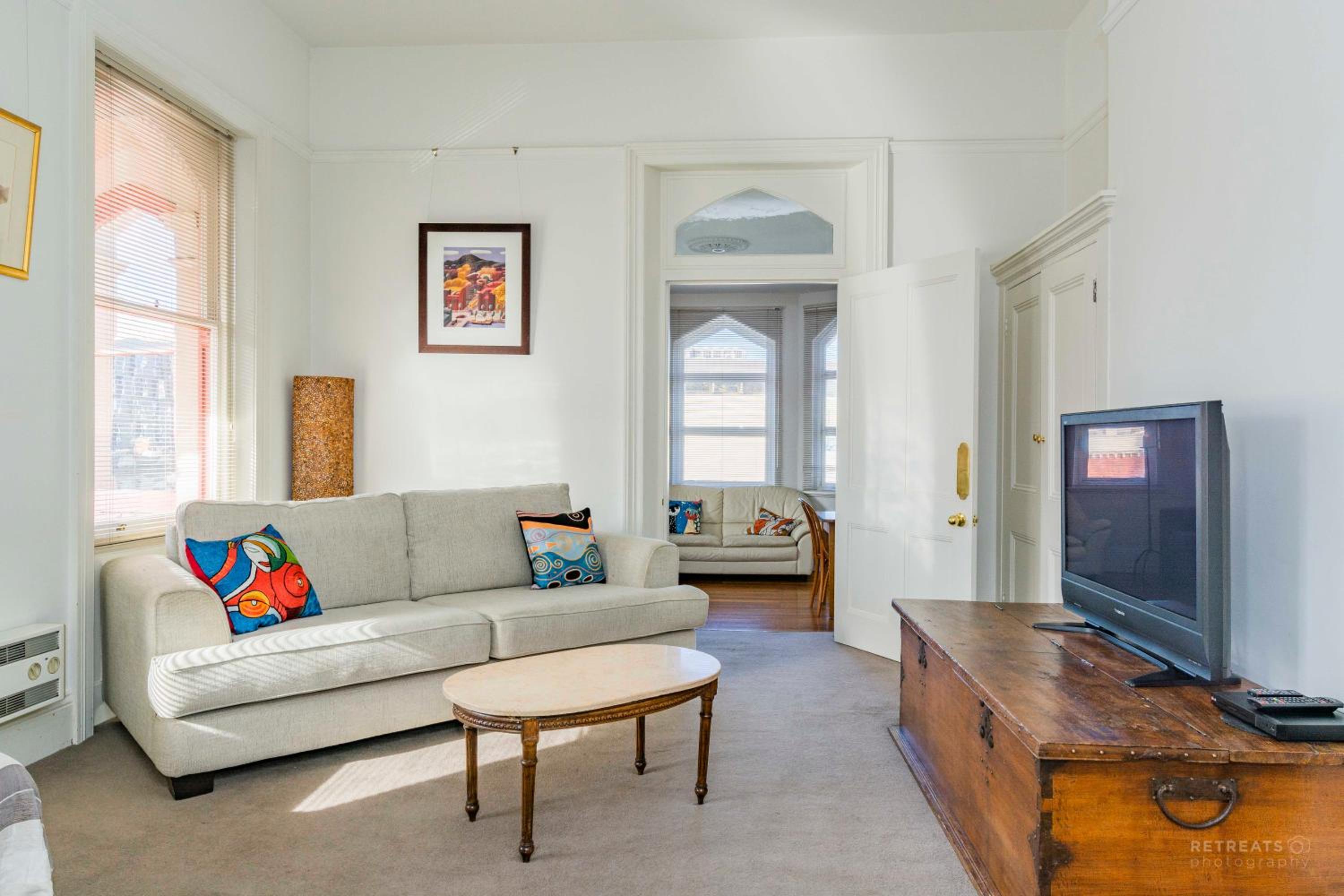 Roxburgh House Apartments