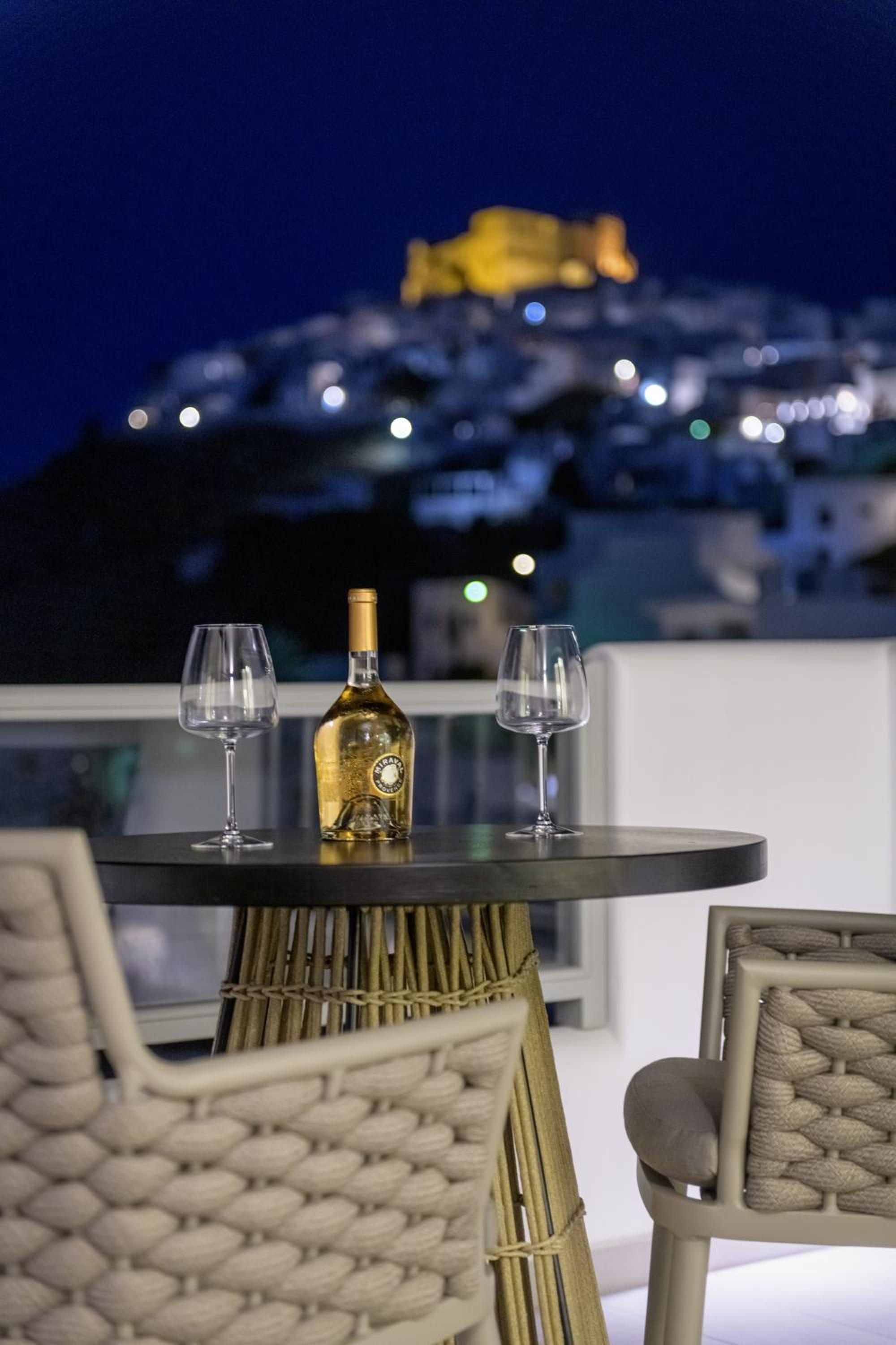 Vivere Luxury Suites