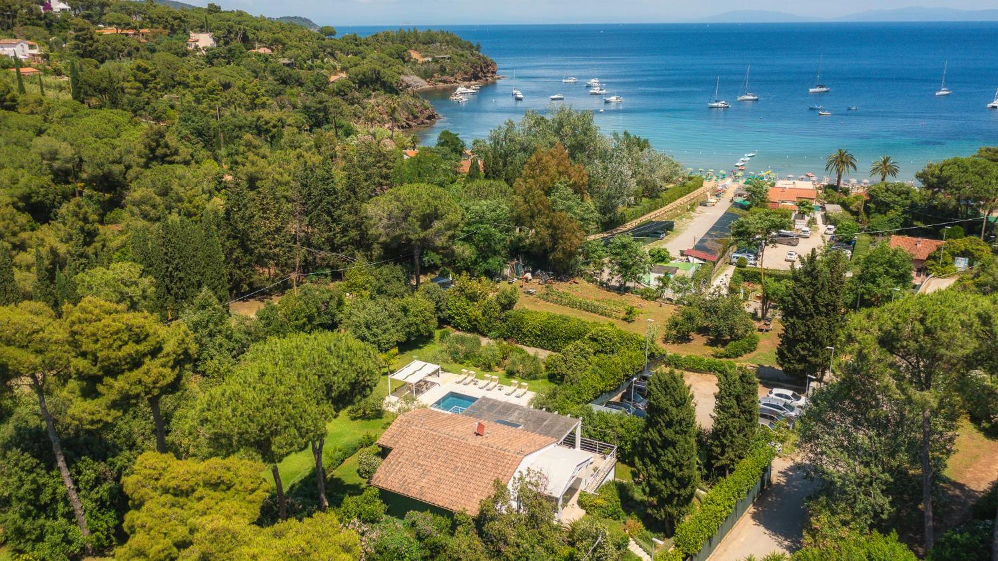 Villa Giomoa 8, Emma Villas view 3