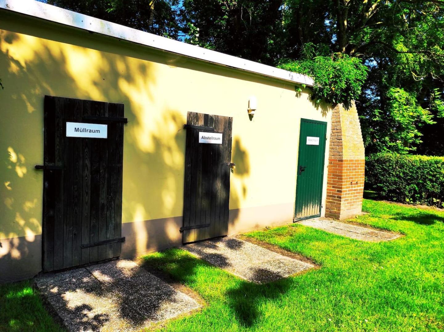Sandkastenliebe charmante Ferienwohnung in Villa