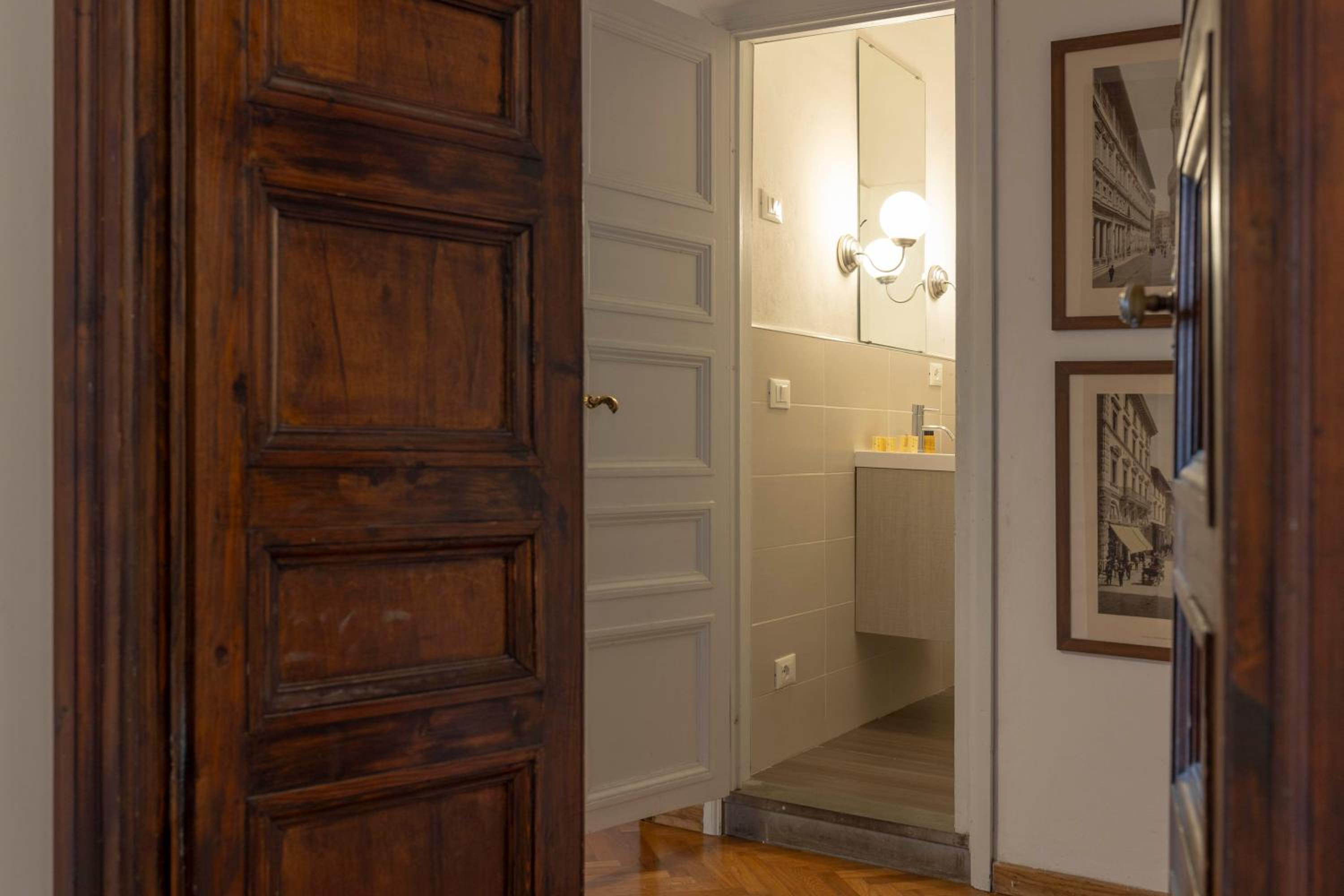 Ponte Vecchio Prestige Apartment