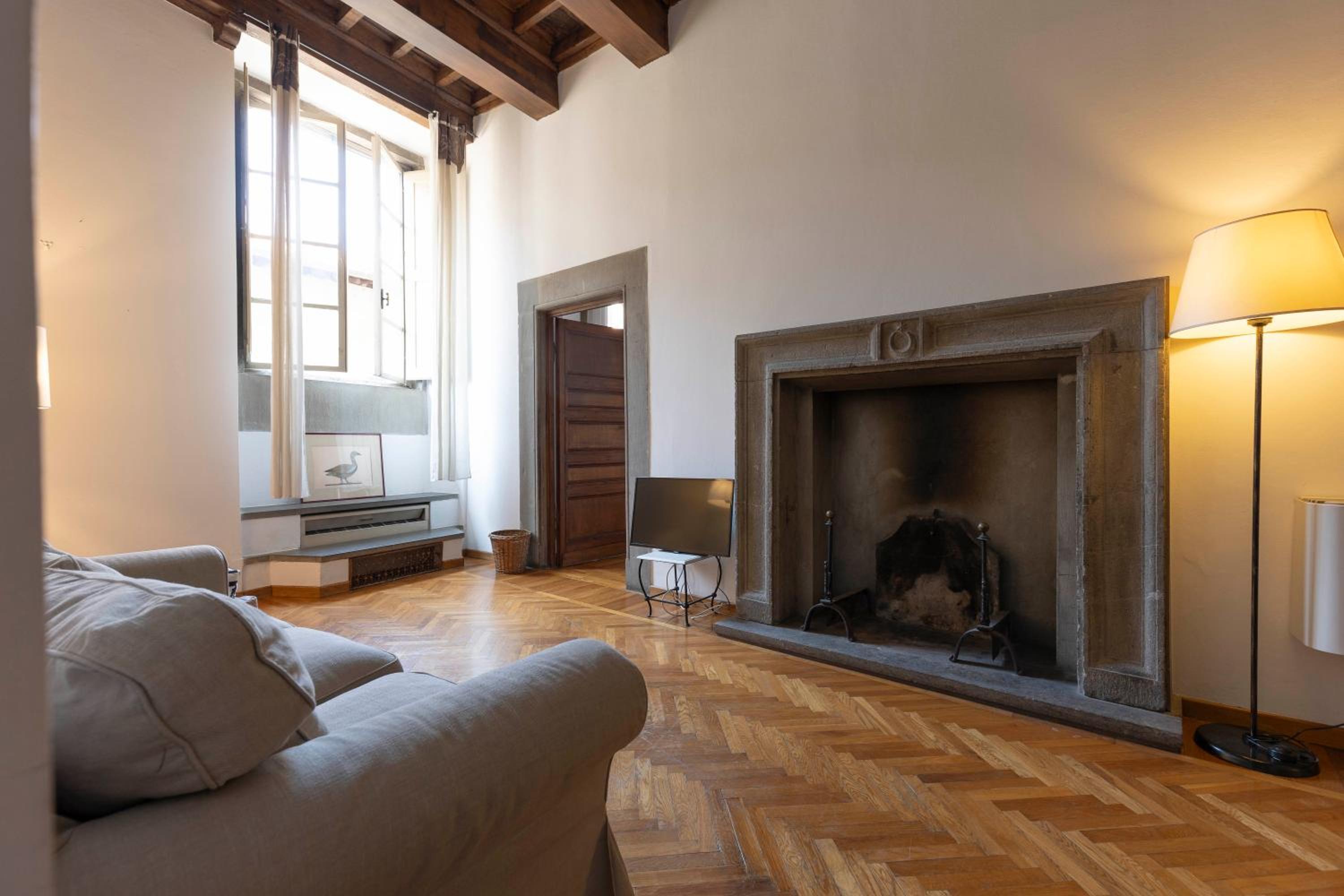 Ponte Vecchio Prestige Apartment