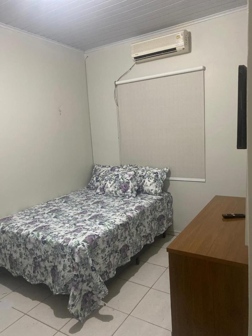 Apartamentos 1Qto, Cozinha Completa, até 4 hospedes Jr Catito