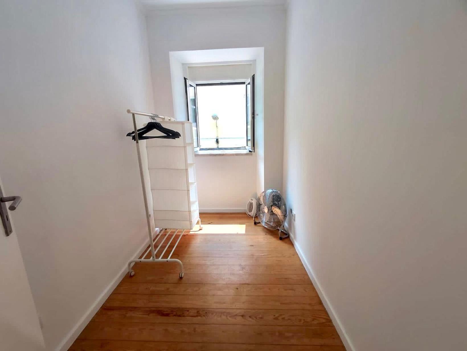 Red Passion Apartment Lisbon Lovers