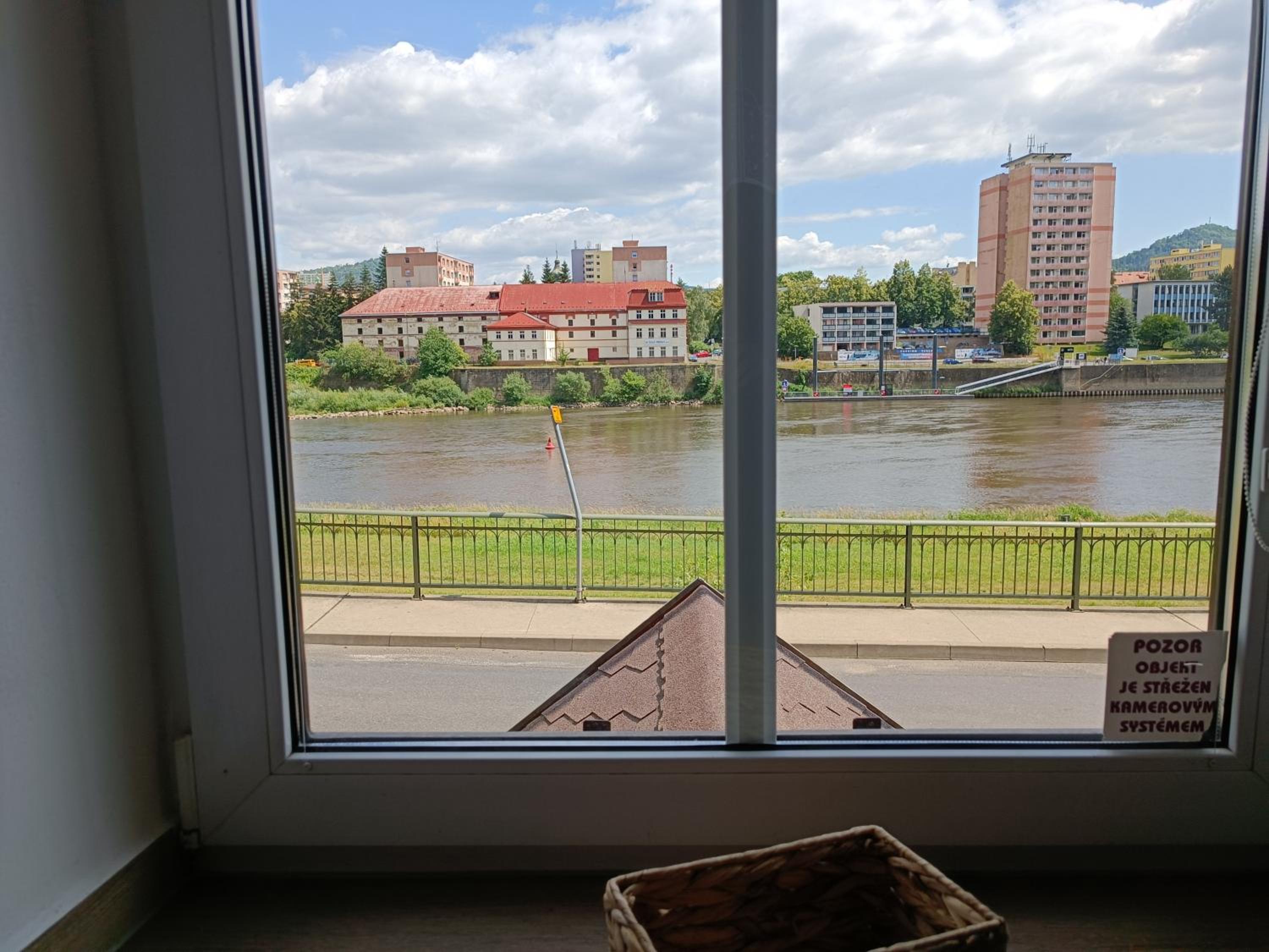 U Bocmana s výhledem na zámek a Labe