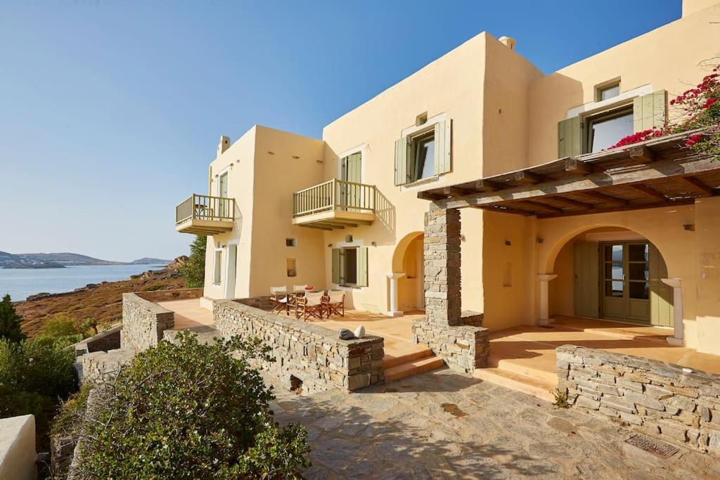 Ochre Dream, Beach front & Sunset villa Naousa photo 3