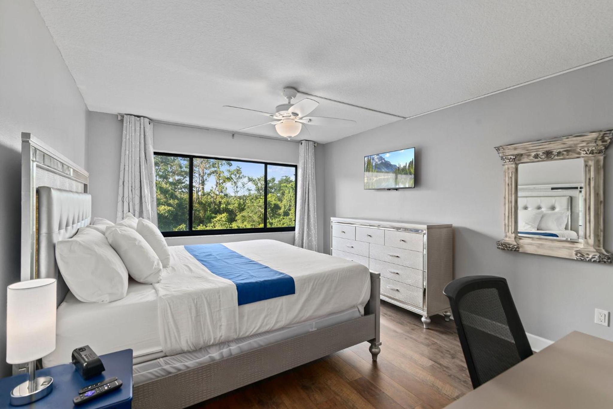 Fully Loaded 2/2 Condo in Altamonte Springs