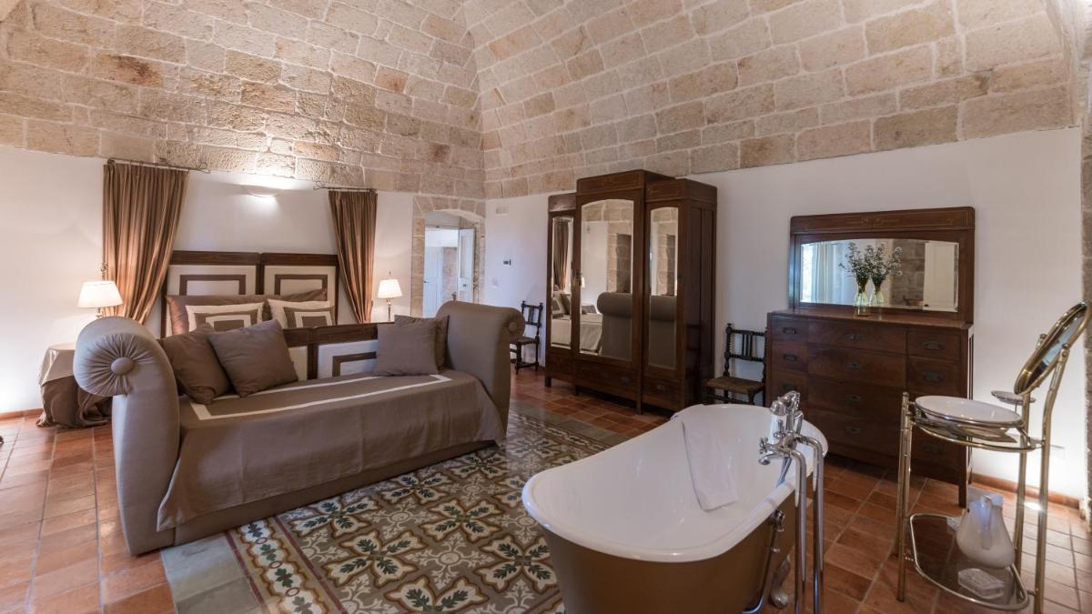 MASSERIA TARSIA INCURIA 8&4, Emma Villas view 4
