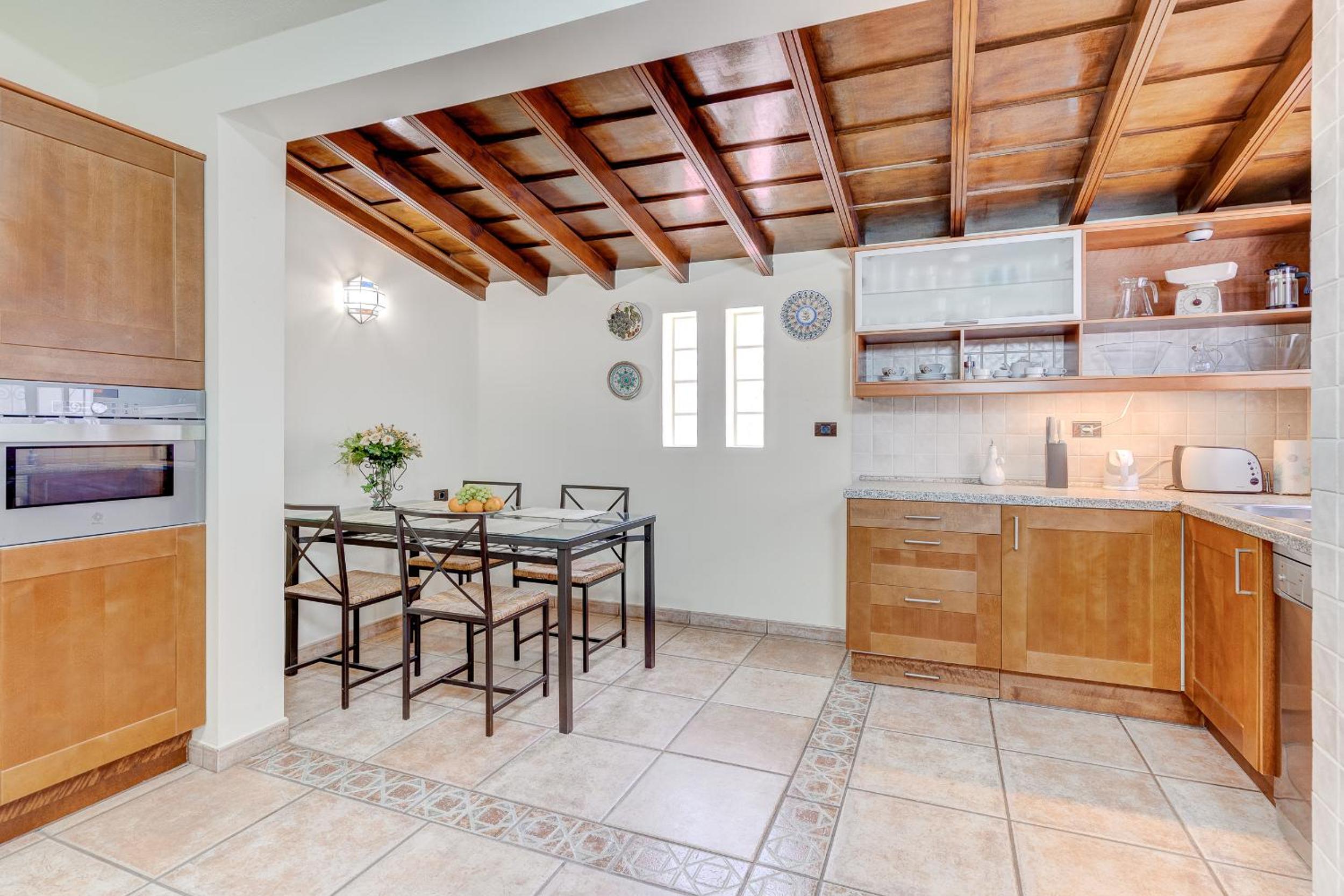 Buenavista Panoramic Villa in Costa Adeje
