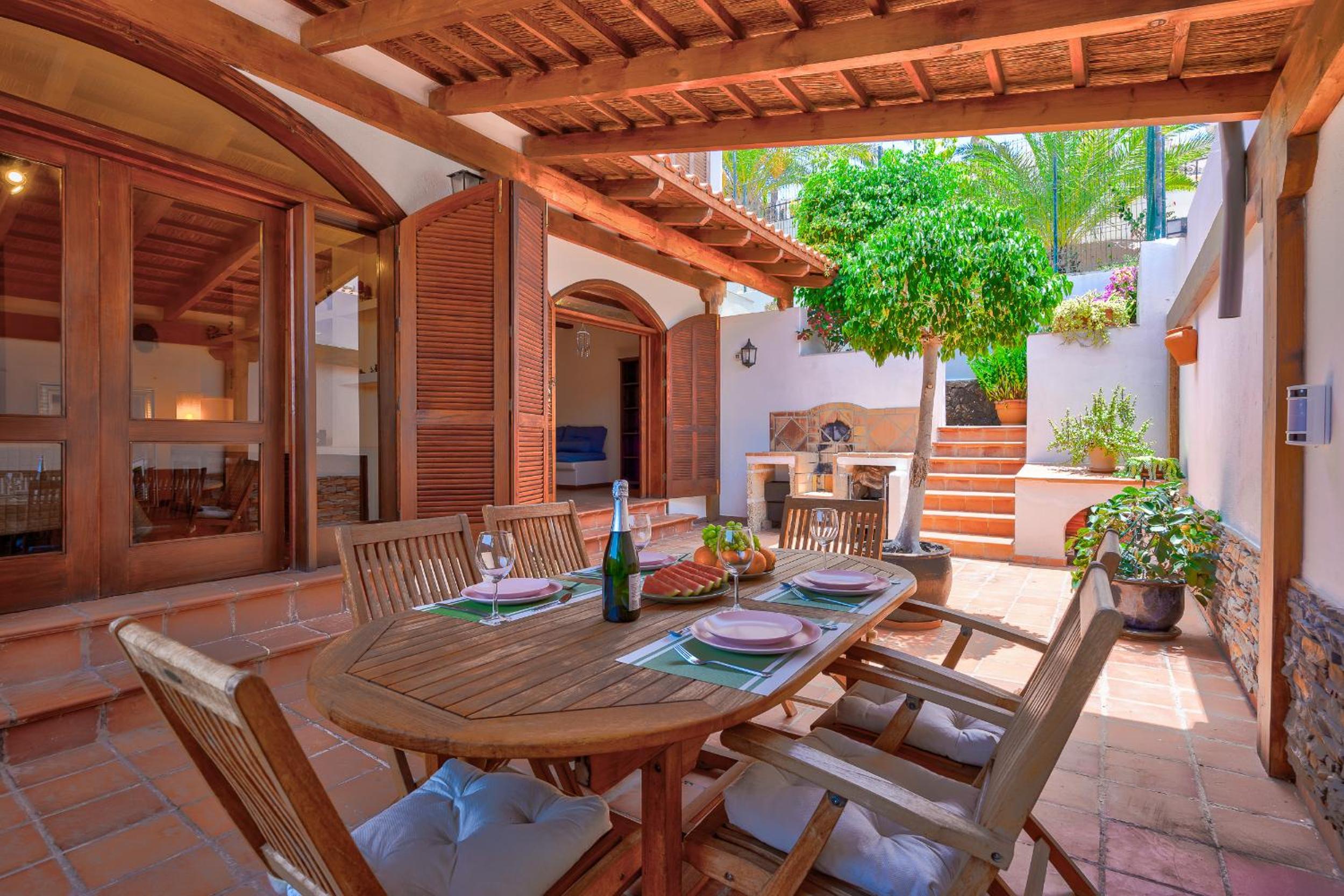 Buenavista Panoramic Villa in Costa Adeje