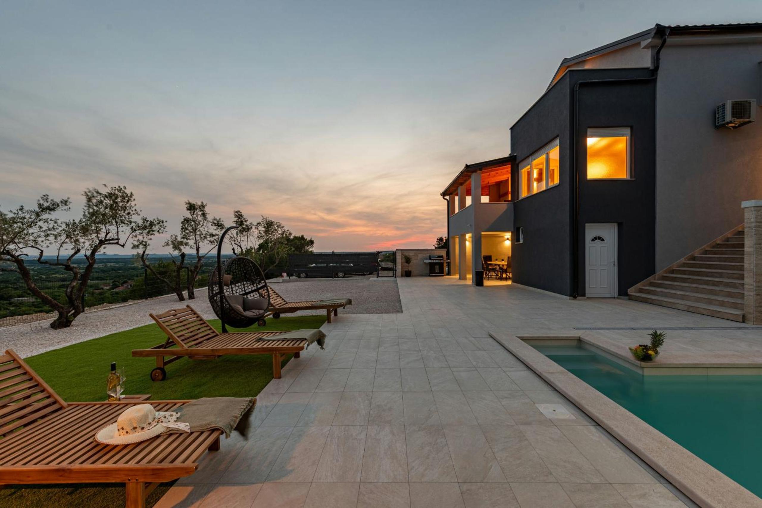 Villa Pezer ZadarVillas view 4