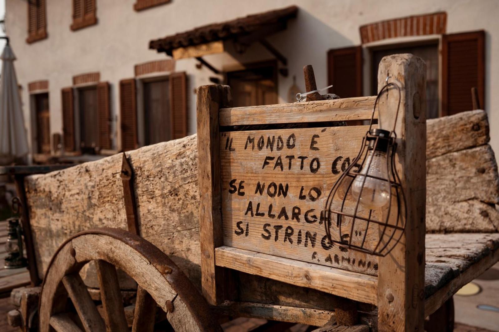 Casa delle foglie sussurranti