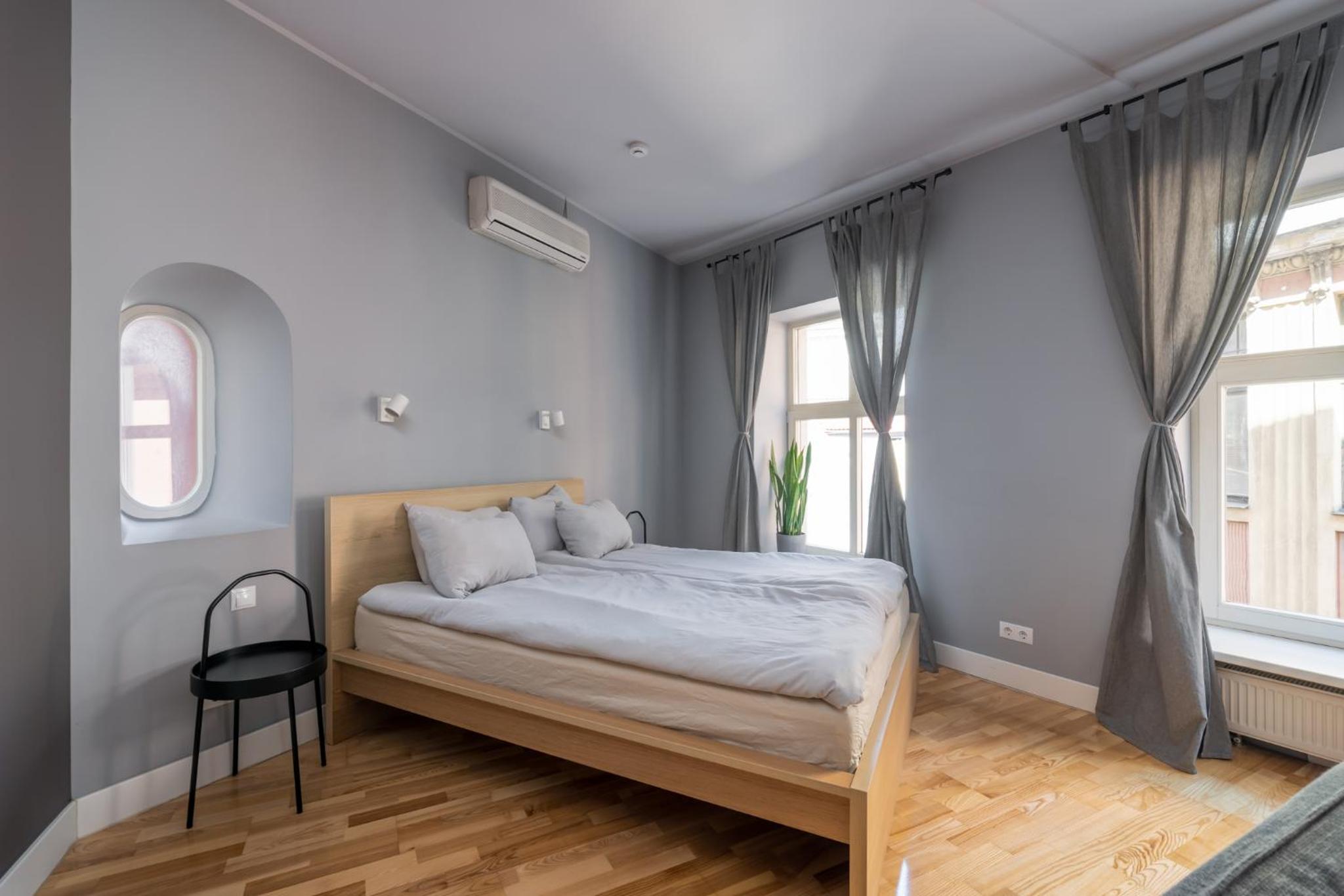 Romantic and spacious apartment in Riga Old Town view 2