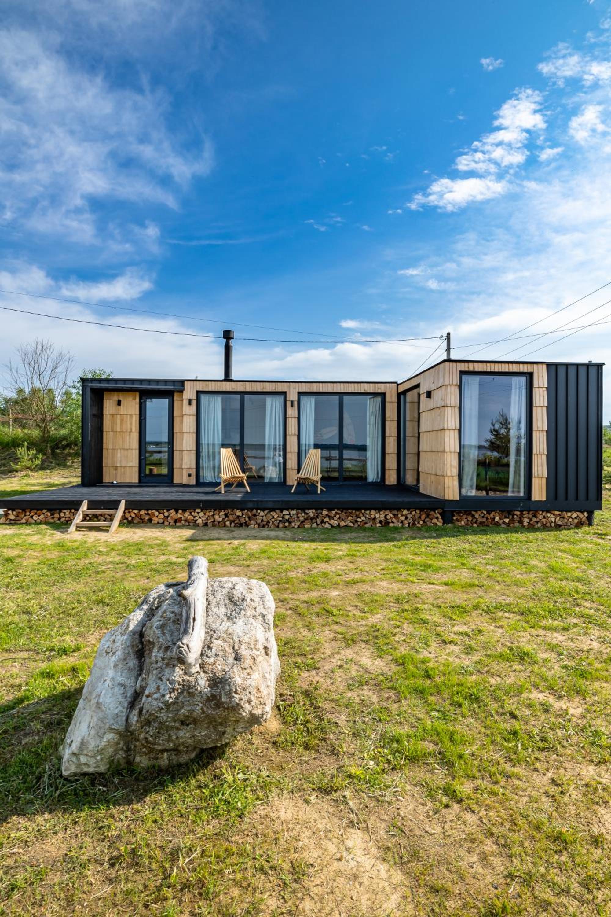VyriY House view 2