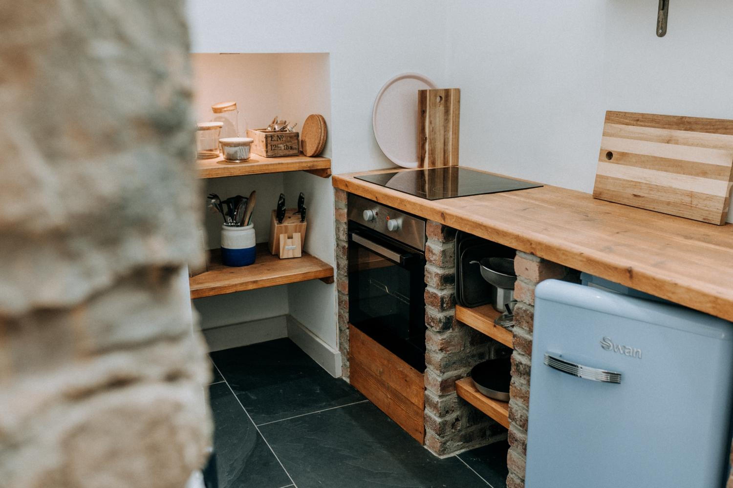 Cute and cosy 2 bed cottage in beautiful Solva view 3