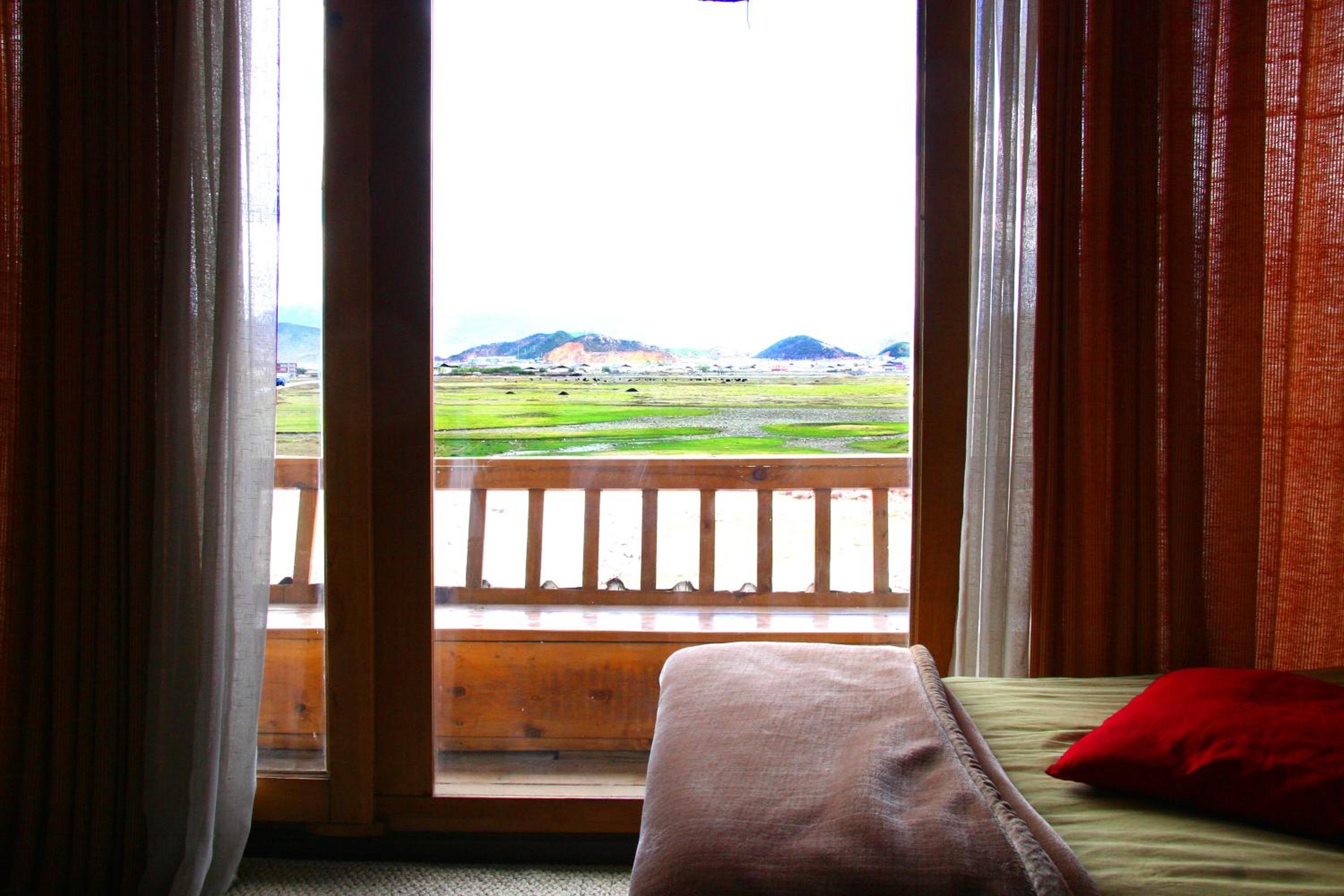 Shangri-La Lao Shay Youth Hostel