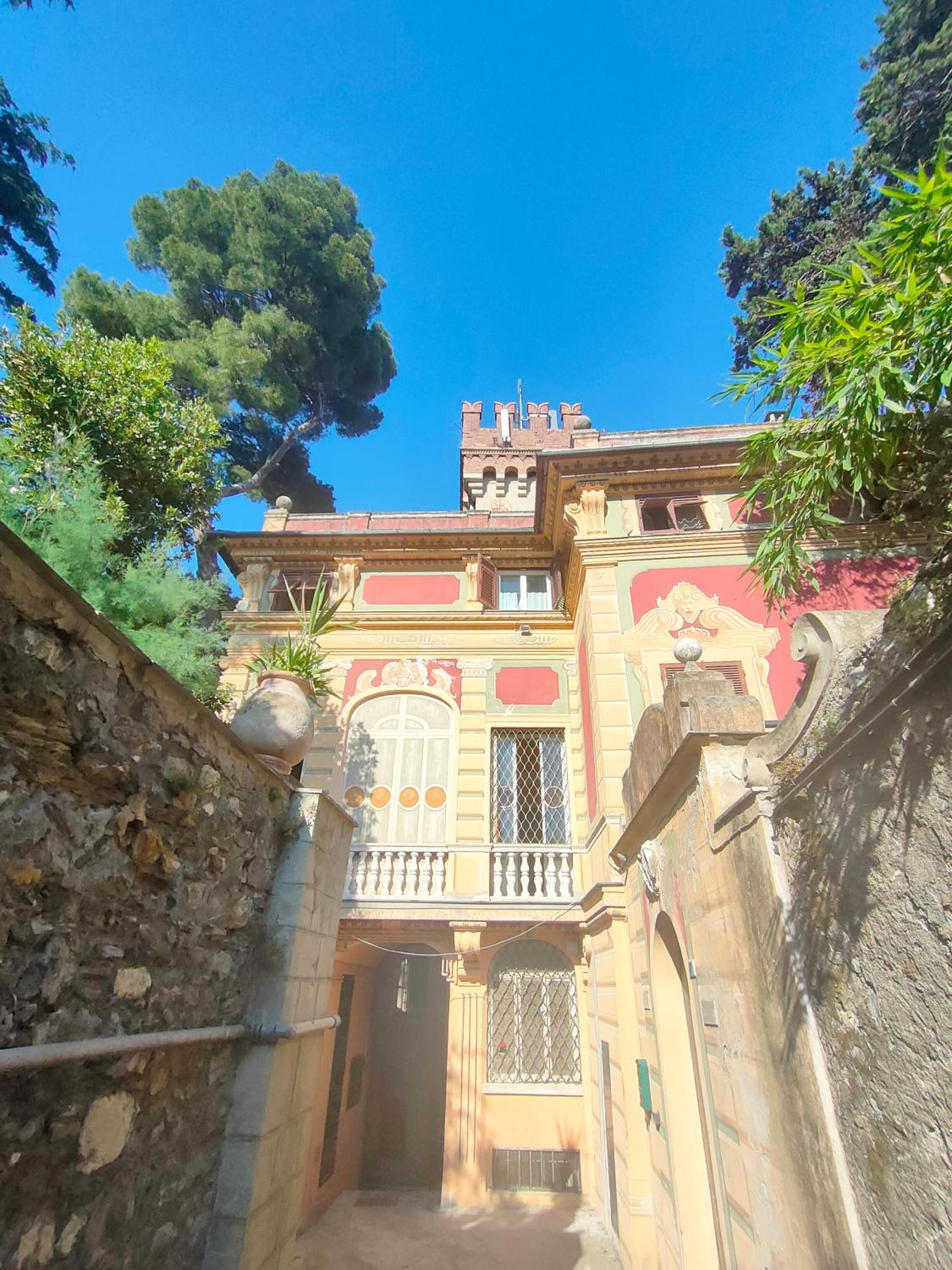 Riviera Garden