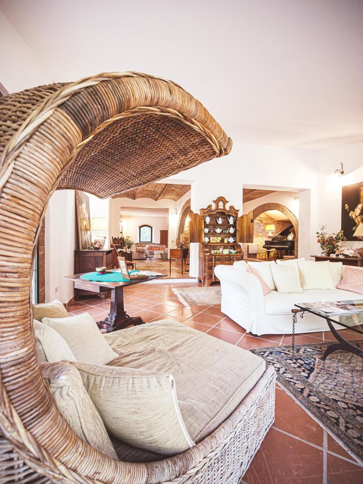 Relais Casale Il Poggetto VILLA PAOLA by Zoom In Earth view 4