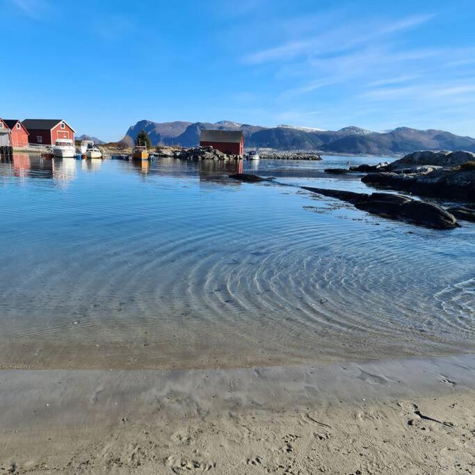 Koselig hus med hage i Herøy på Sunnmøre. view 5