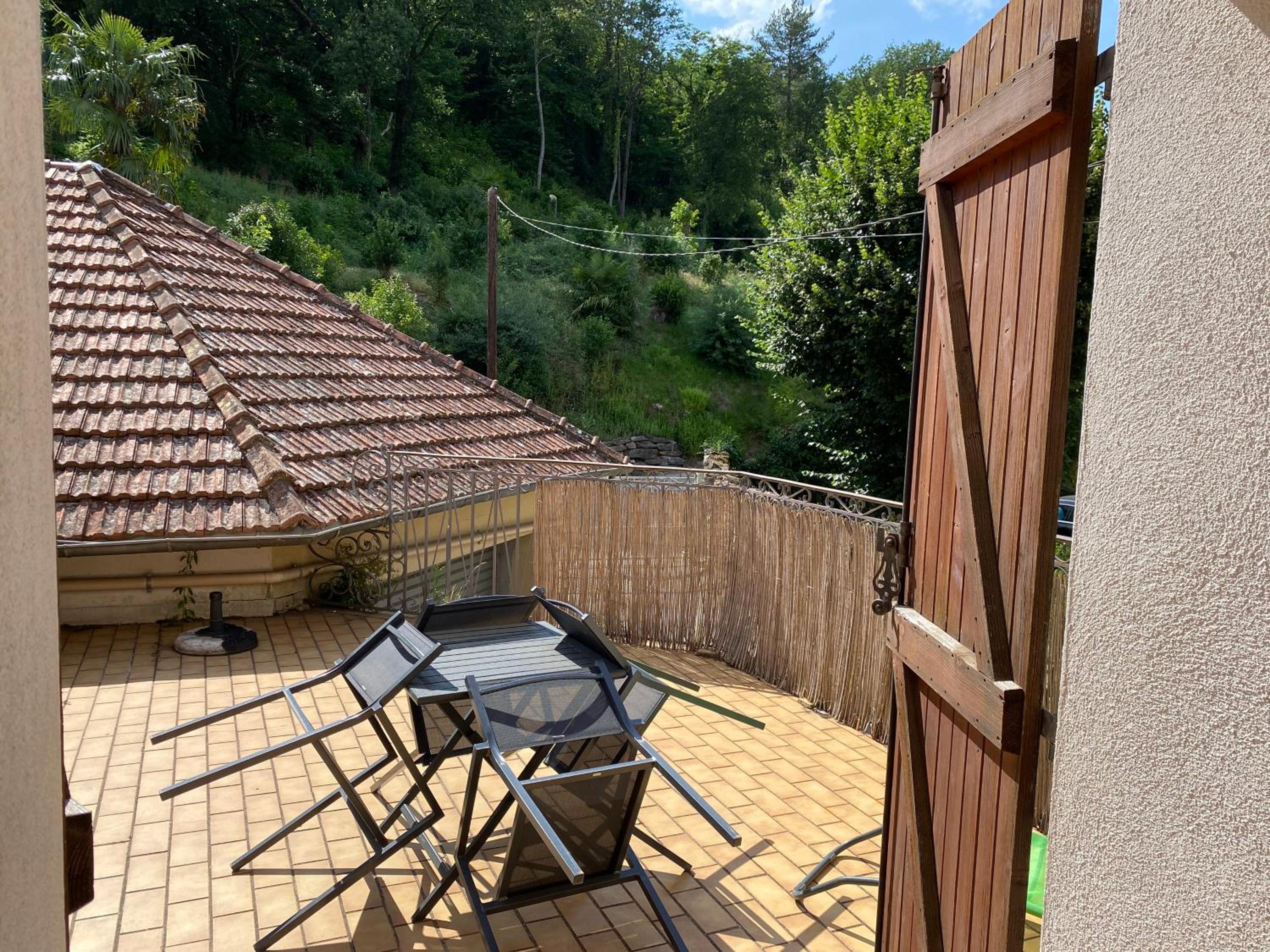 outdoor BBQ area