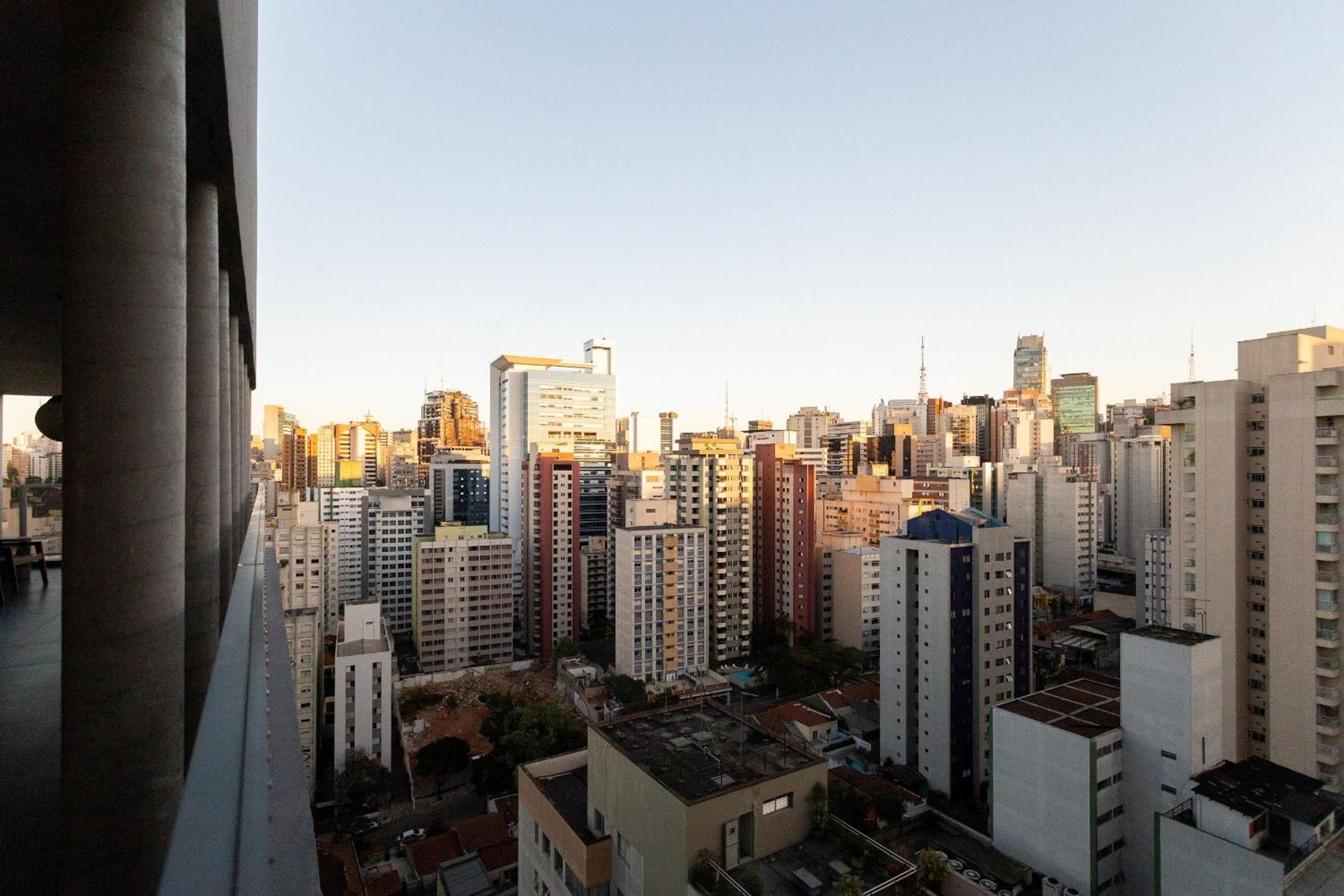 Ar-condicionado e TV Smart perto da Av. Paulista