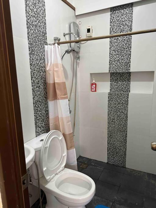 Cozy Apartment near beach view 5