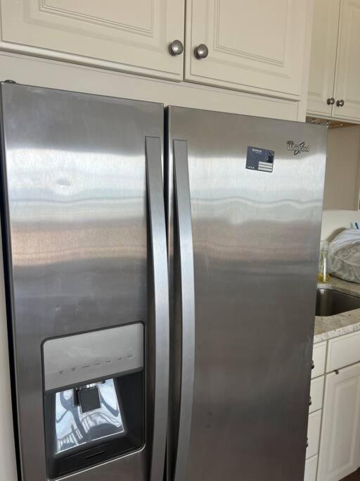 Hampton Beach OCEAN FRONT Condo at the Surf view 2