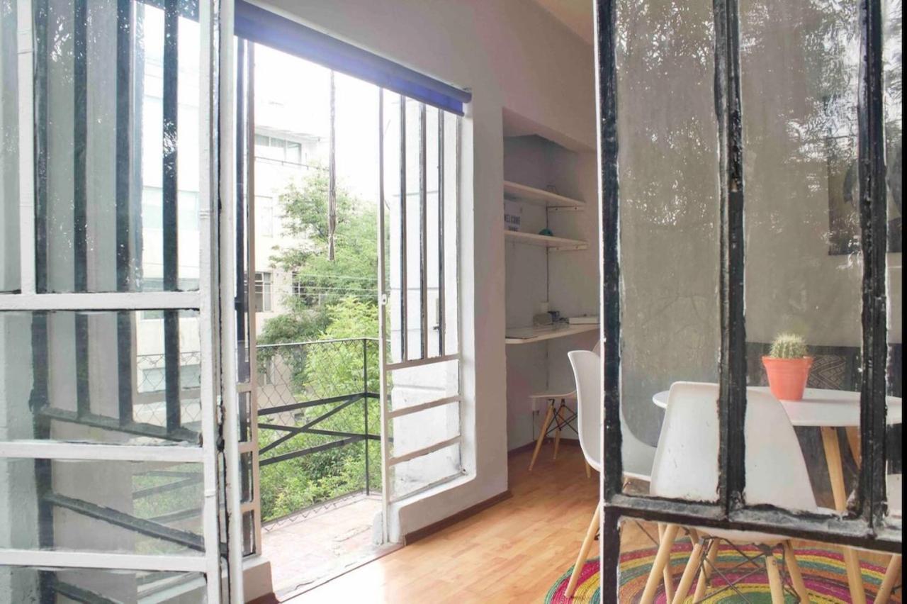 Cool Apt in classic building, Roma