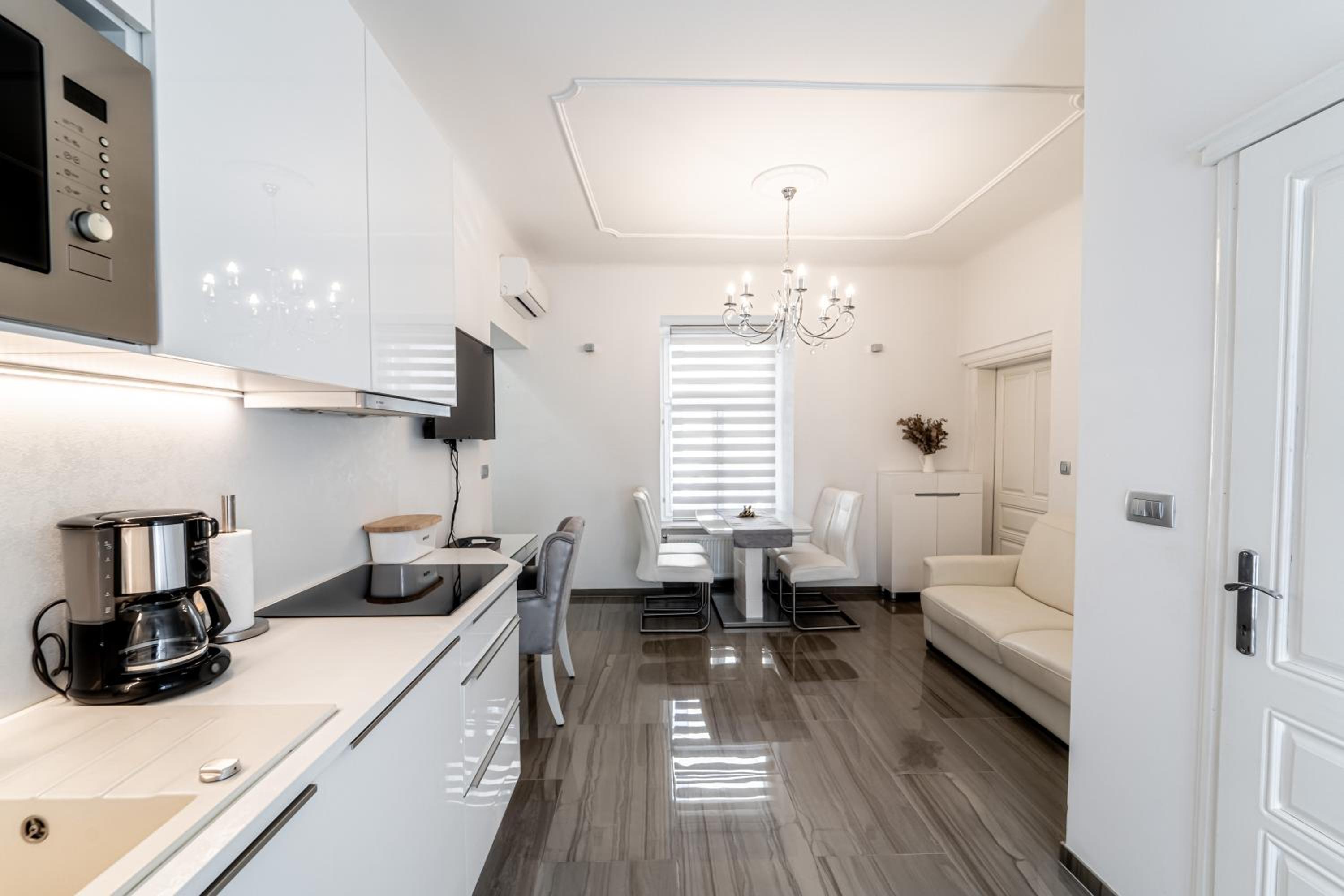 Hotel Kenti Residence - Image 1