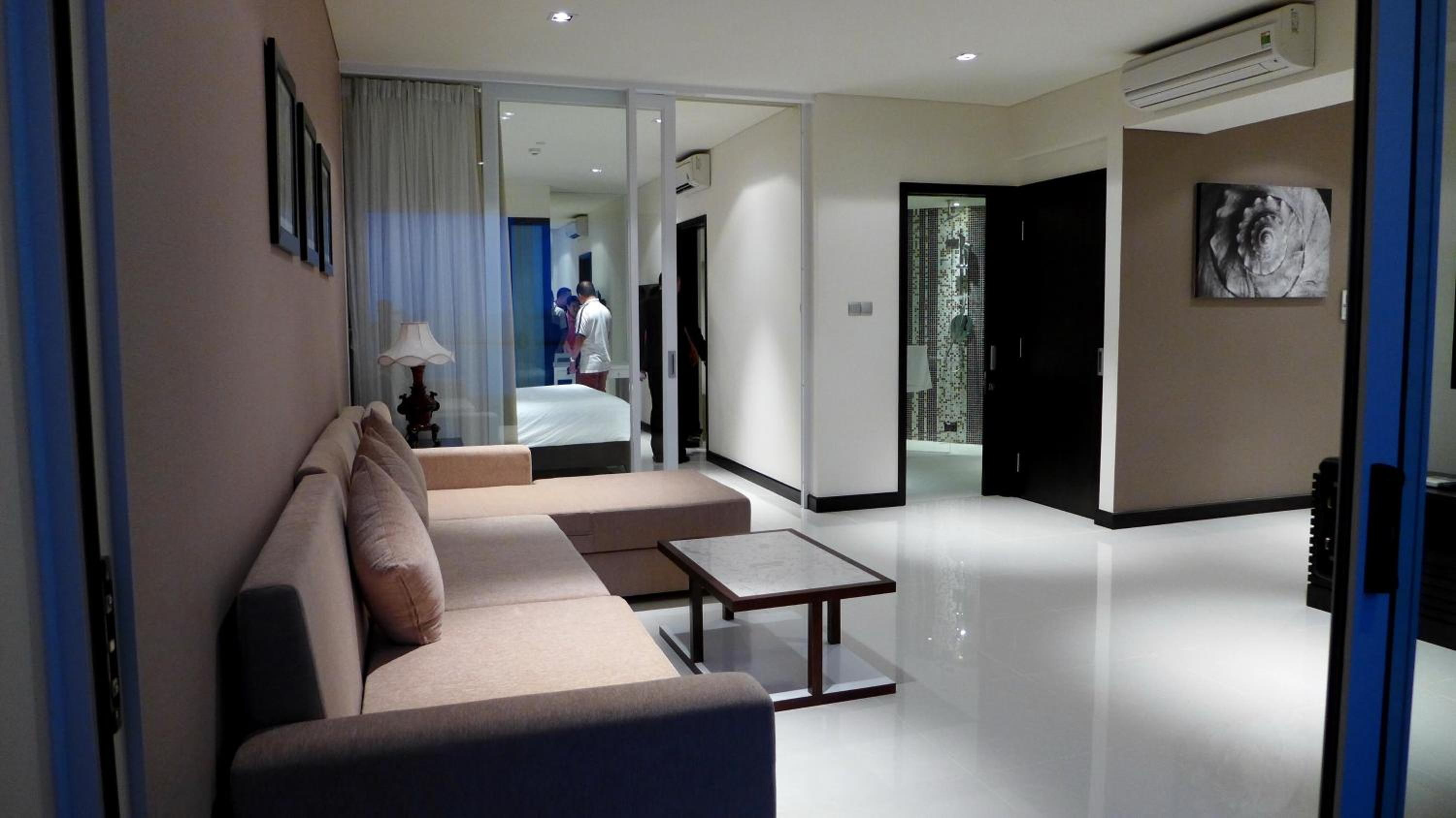 Luxury Sea View Apartment photo 12 of 52