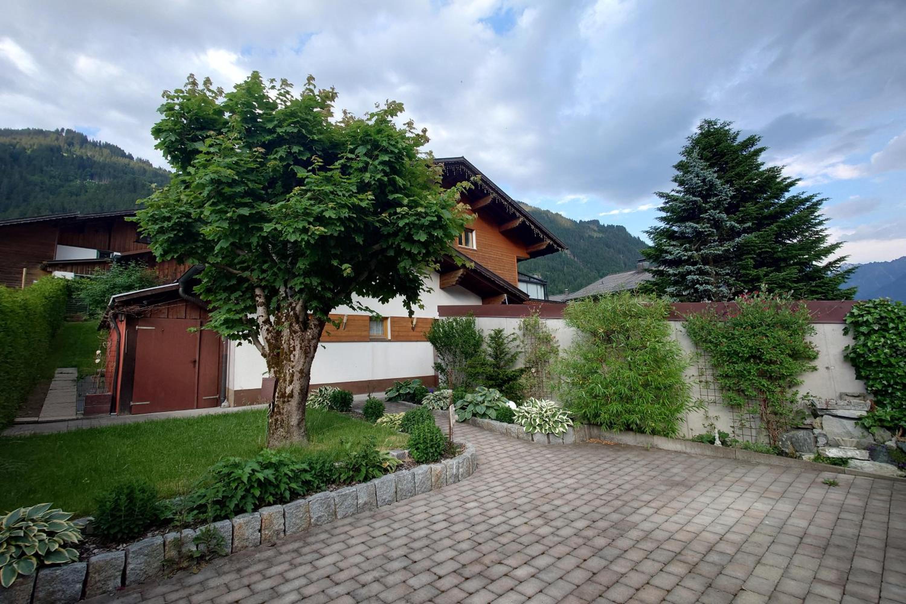 Alpenglück Montafon