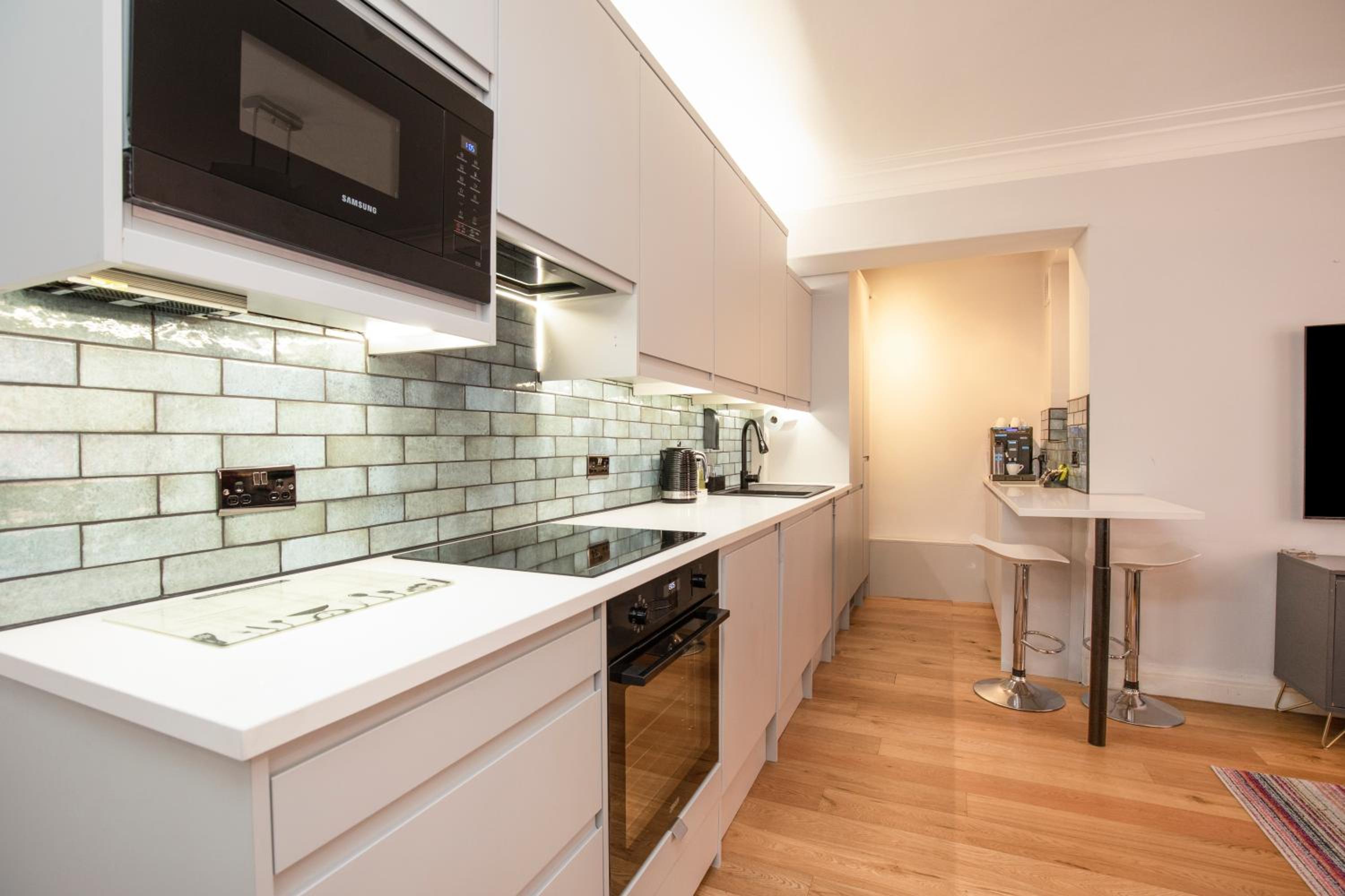 Modern Quiet 1 bed Flat -Mayfair
