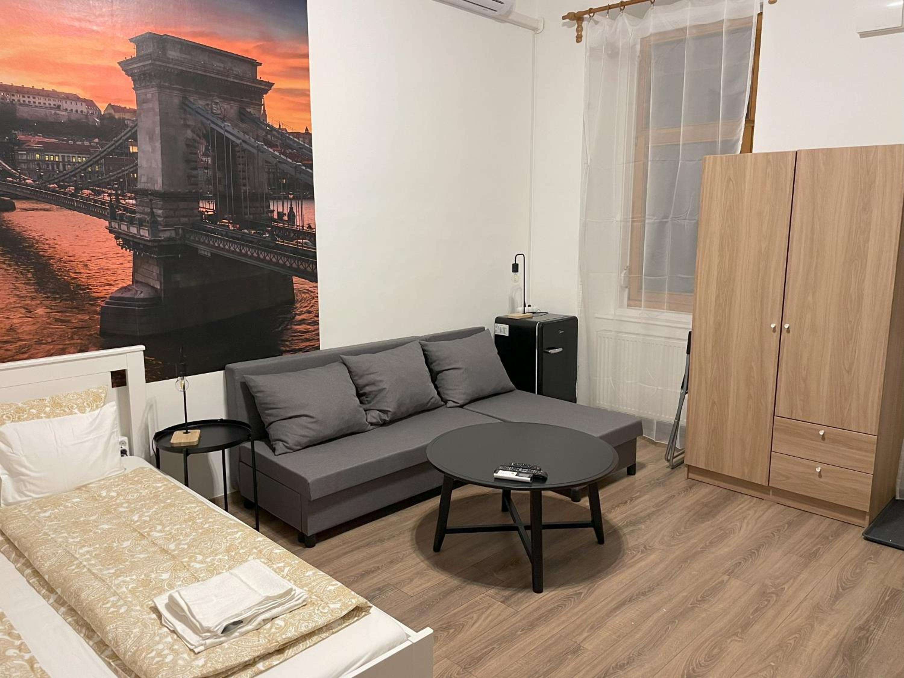 MaNo Guesthouse Budapest view 5