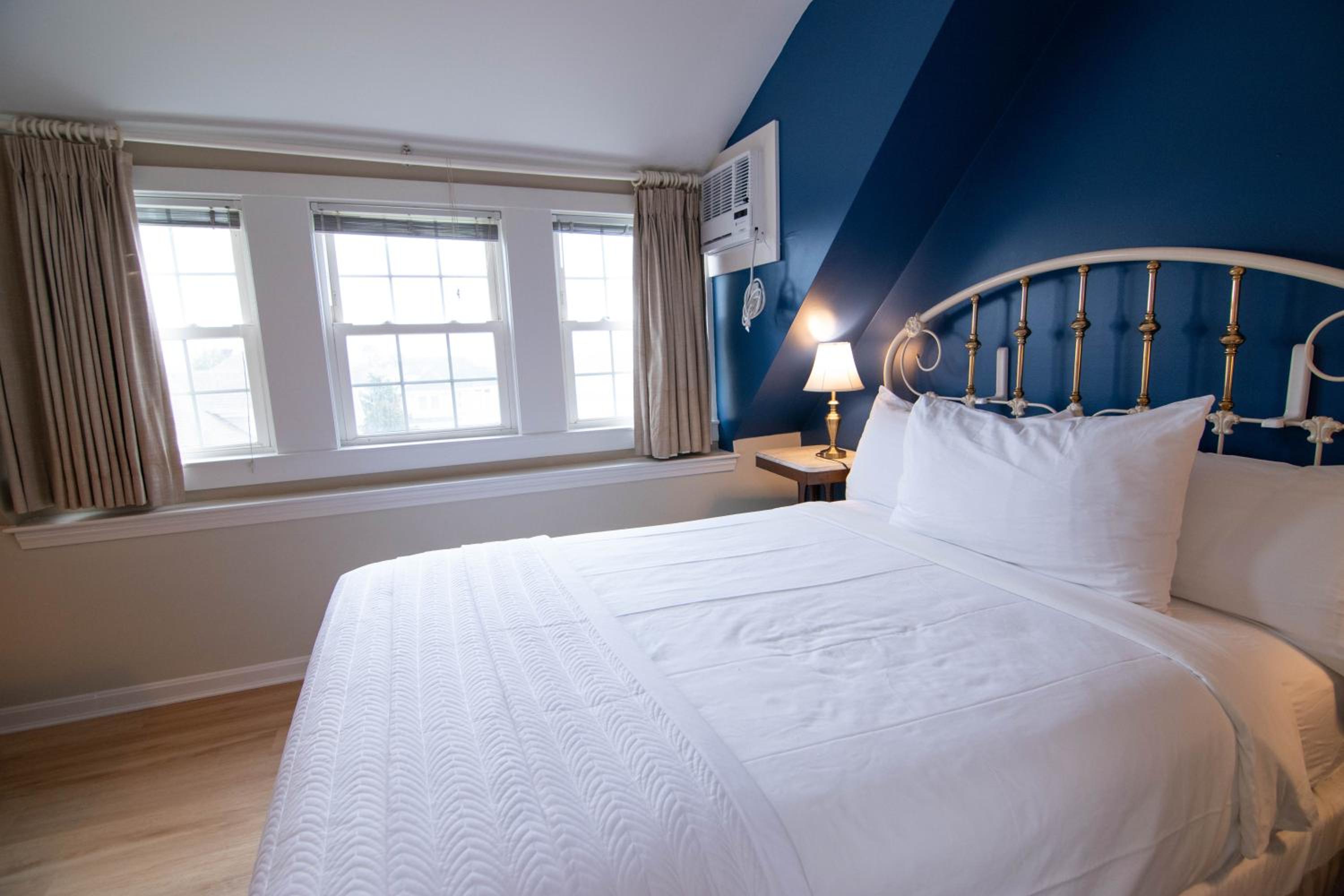 The Beach House Inn