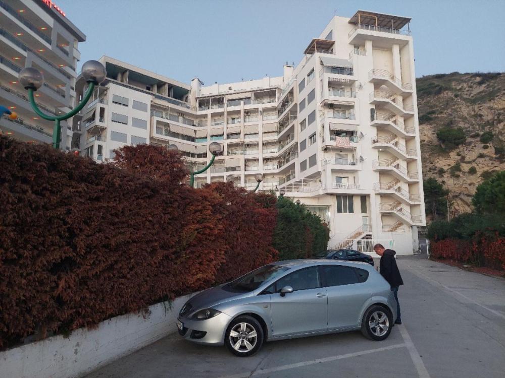 Regatta Seaview Apartment 306