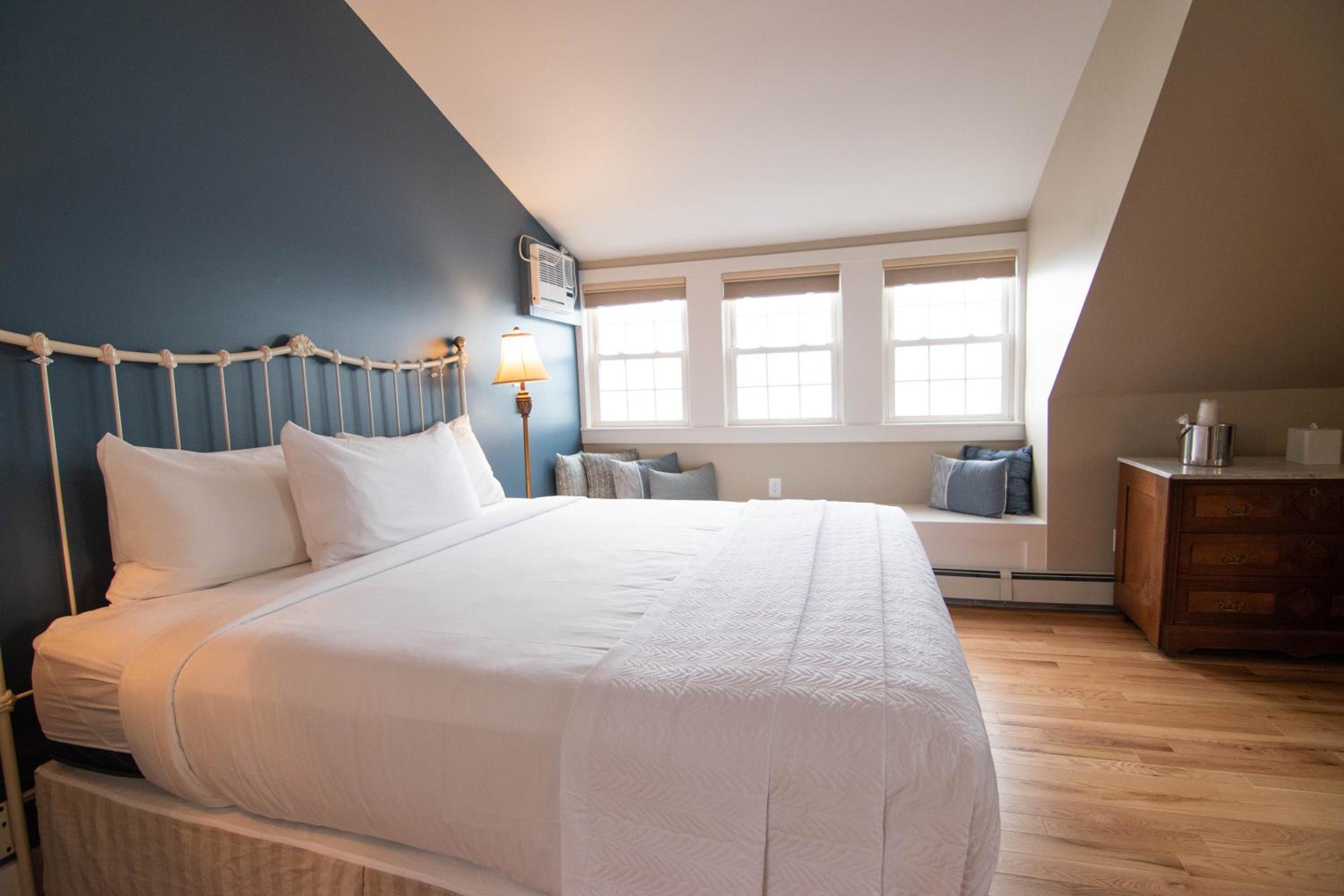 The Beach House Inn