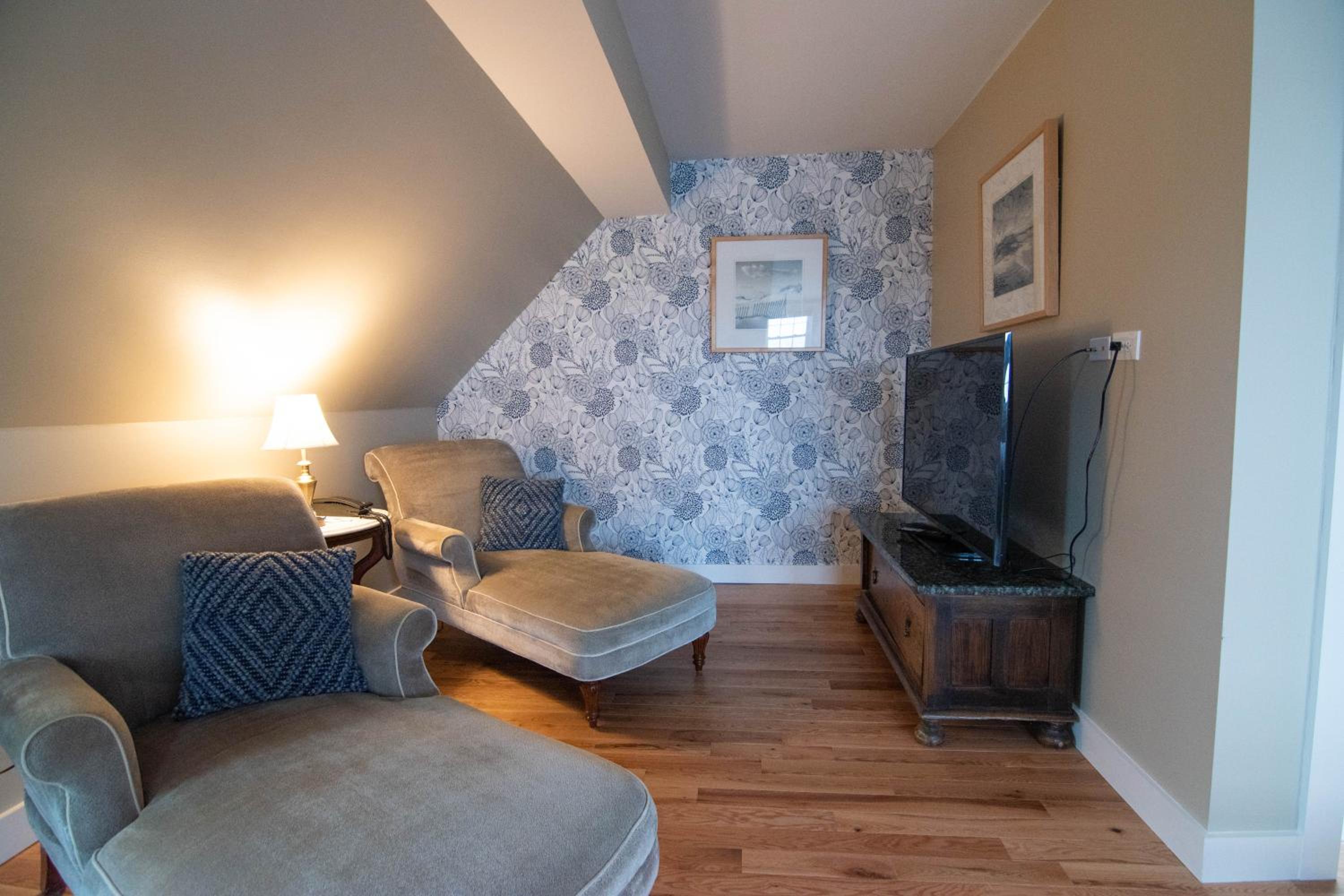 The Beach House Inn