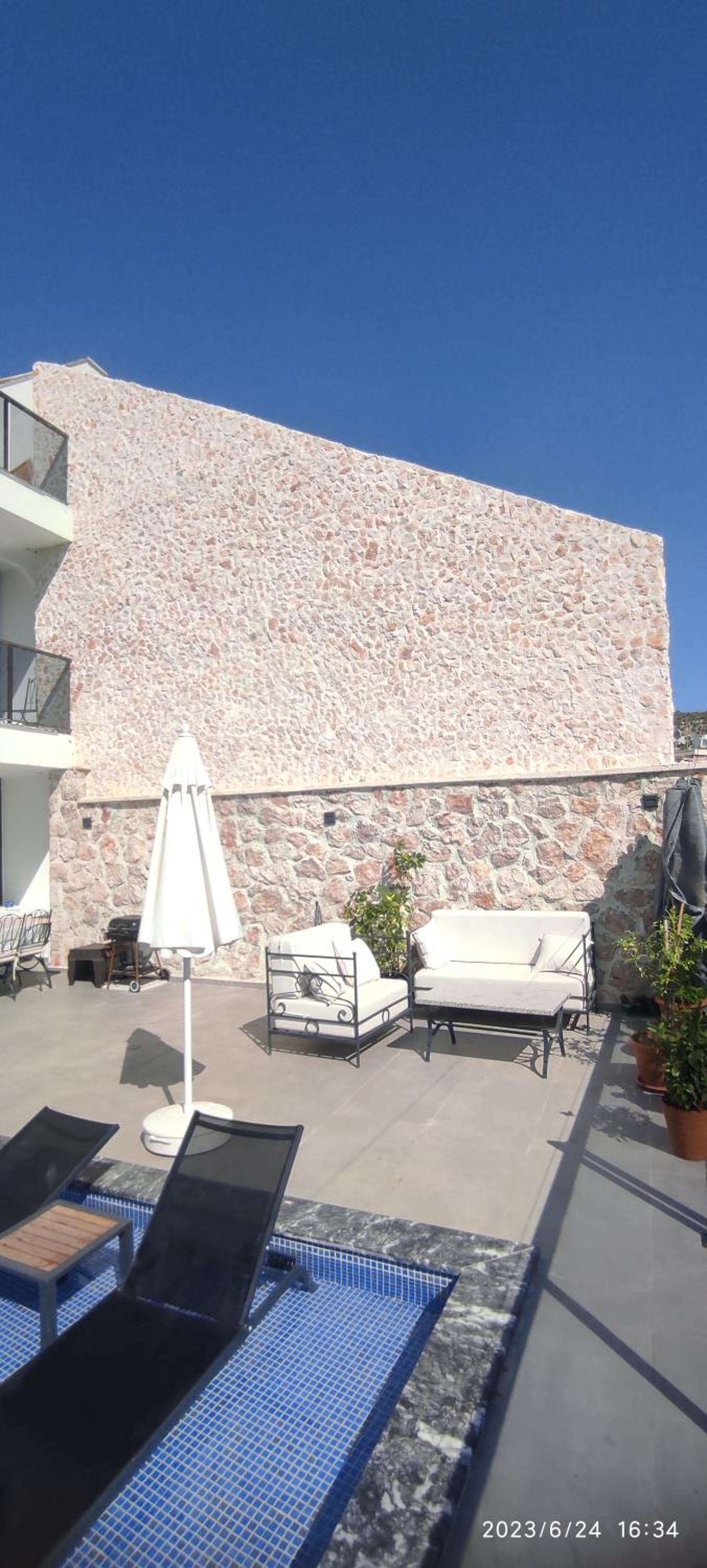 Villa merryy view 2