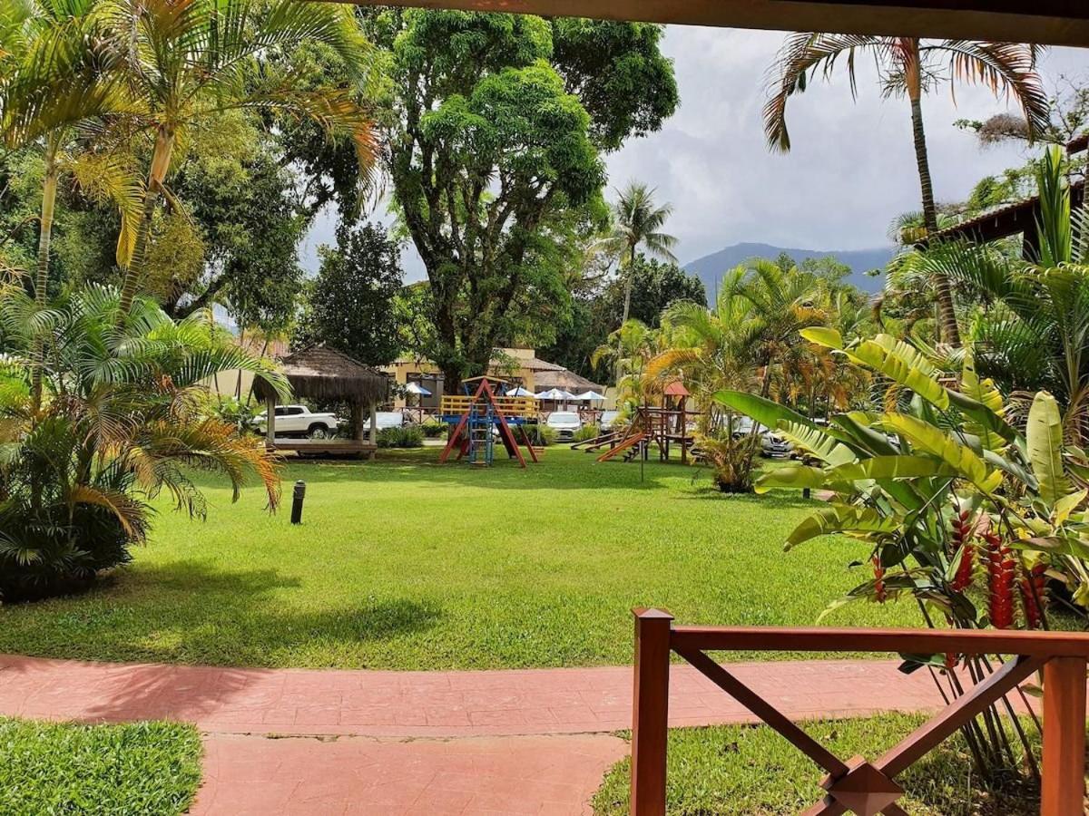 Flats de 1 e 2 dorm a 50m da Praia Maresias - Cond Lazer Completo