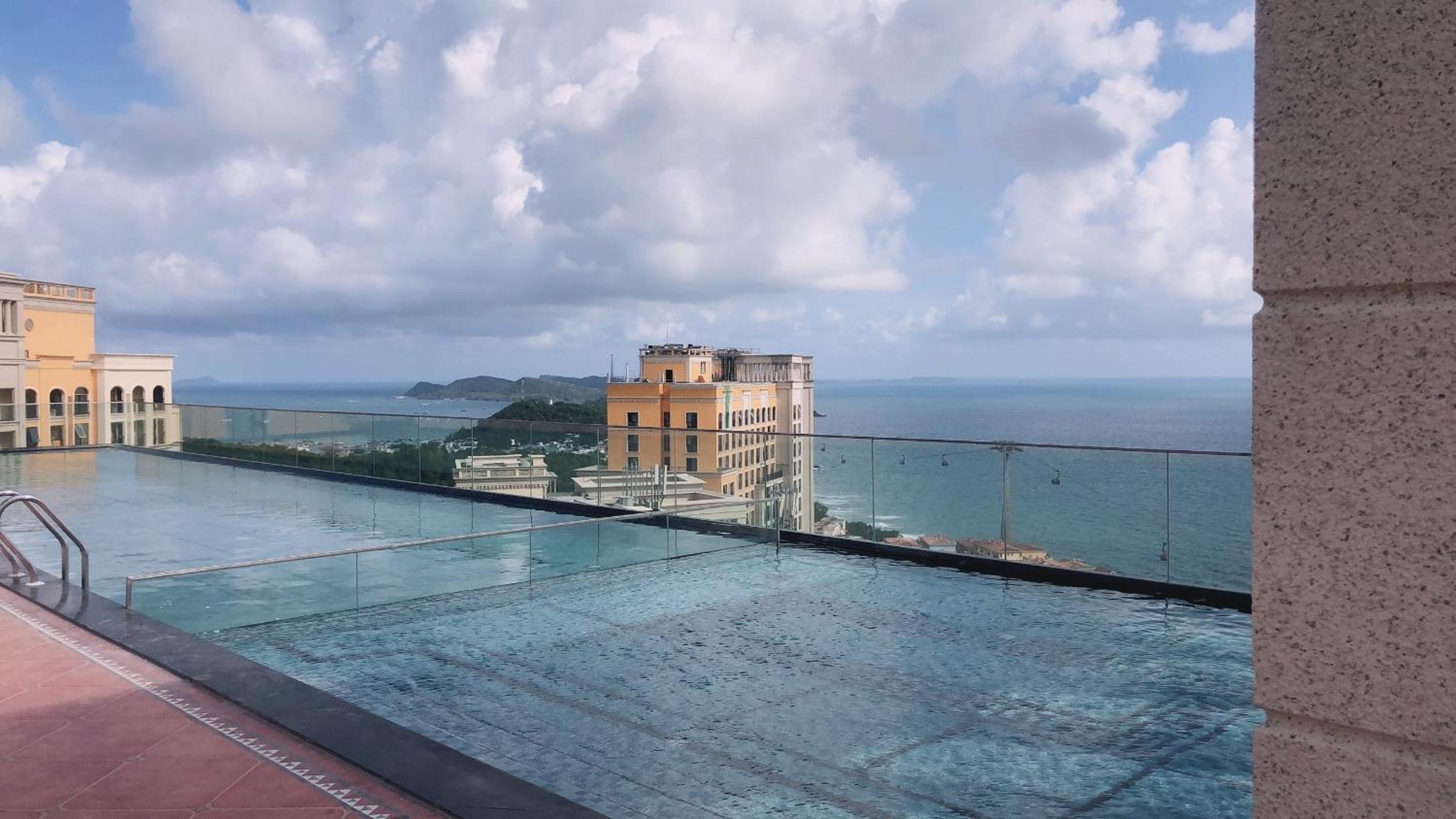 The Hill Ocean View Apartment view 3