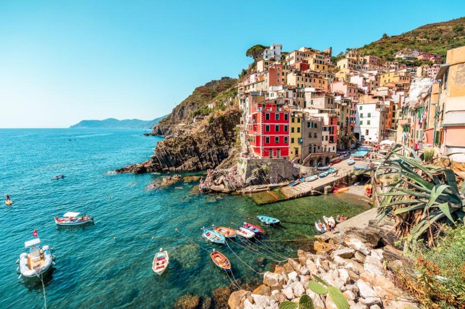 Jasmine Station - CINQUE TERRE view 5