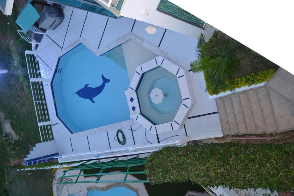Hermosa casa con piscina y BBQ en Melgar